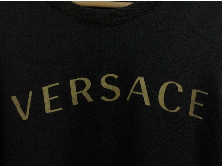 Designer × Versace Versace Gold Script Crewneck Size US XL / EU 56 / 4 - 1 Thumbnail