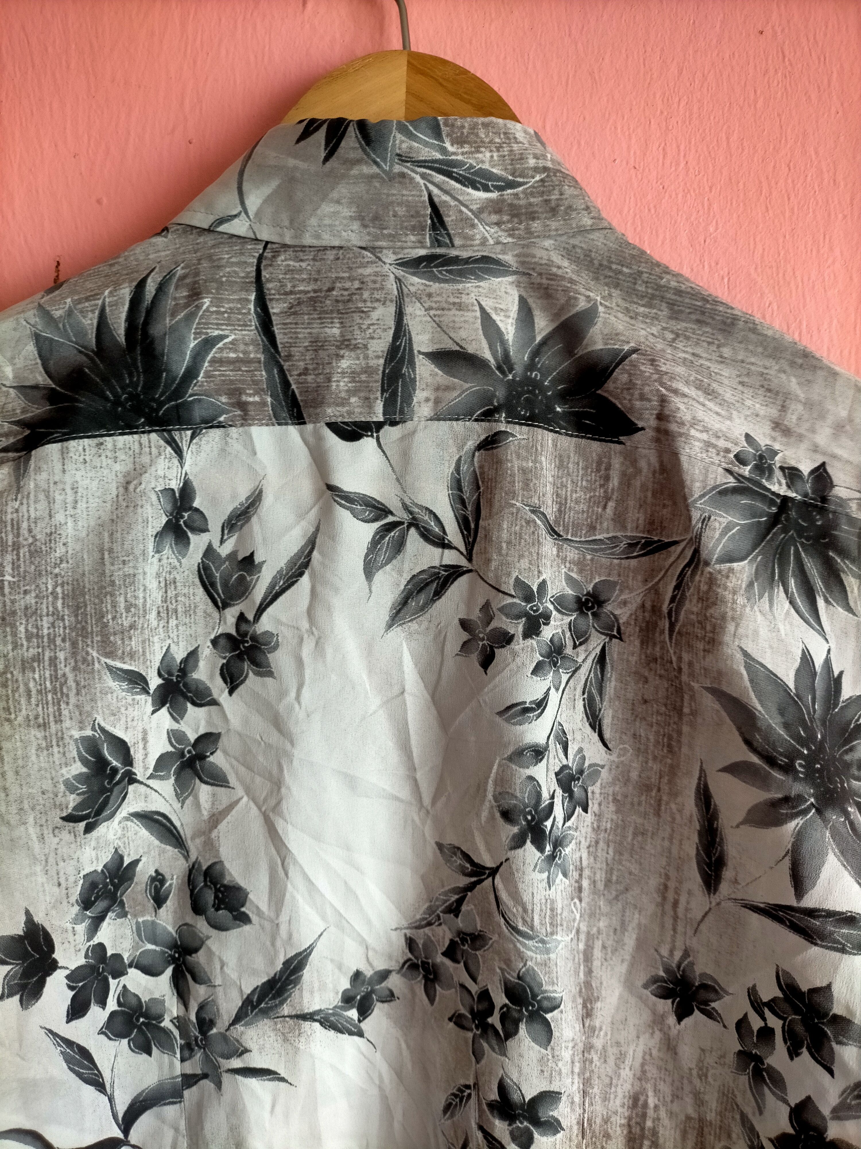Tornado Mart Tornado Mart Floral Button ups shirt Size US M / EU 48-50 / 2 - 8 Thumbnail