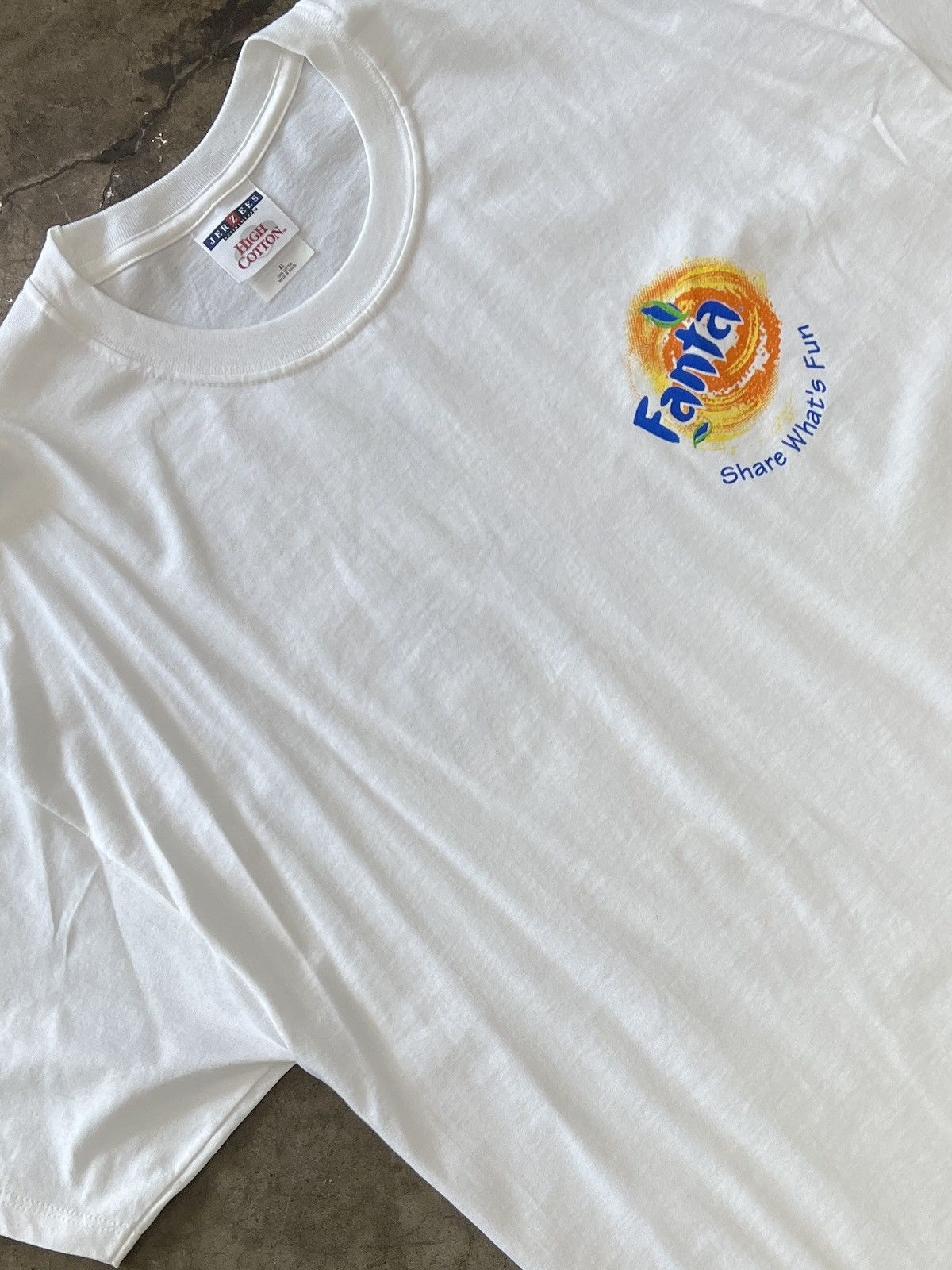 Vintage Vintage 90s Fanta Share Whats Fun Soda Promo Tee XL Size US XL / EU 56 / 4 - 4 Thumbnail