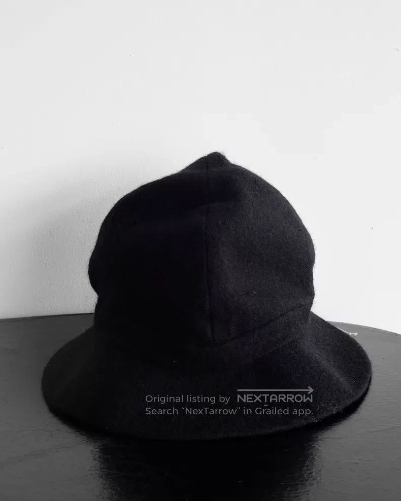 Yohji Yamamoto Yohji Yamamoto White line pleated wool hat Size ONE SIZE - 8 Thumbnail