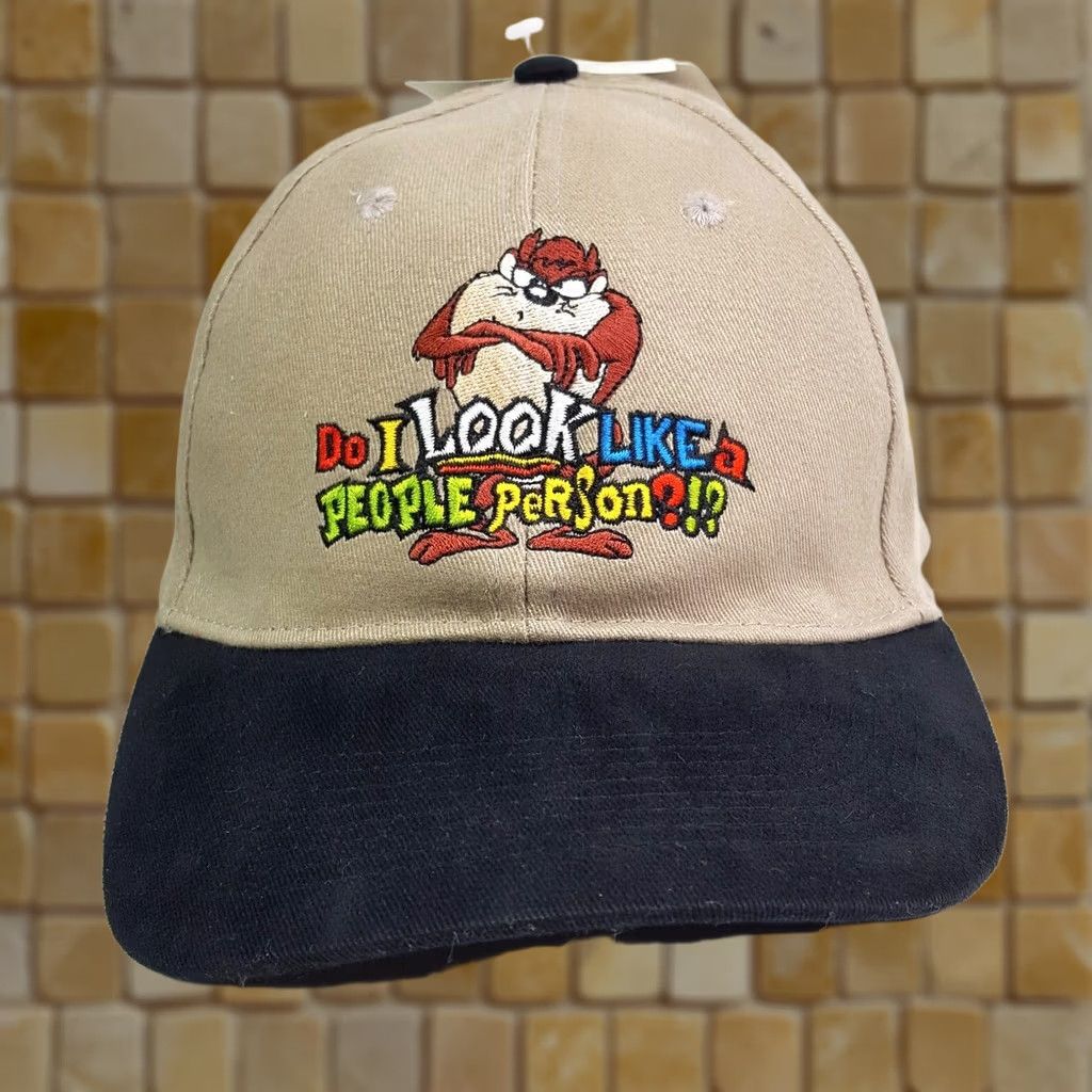 Vintage VINTAGE Looney Tunes Taz Cartoon Adjustable Hat Beige Baseball Cap Men Twill Cotton 90s Tasmanian Devil Embroidered Adjustable Lightweight Br eathable Size ONE SIZE - 1 Thumbnail