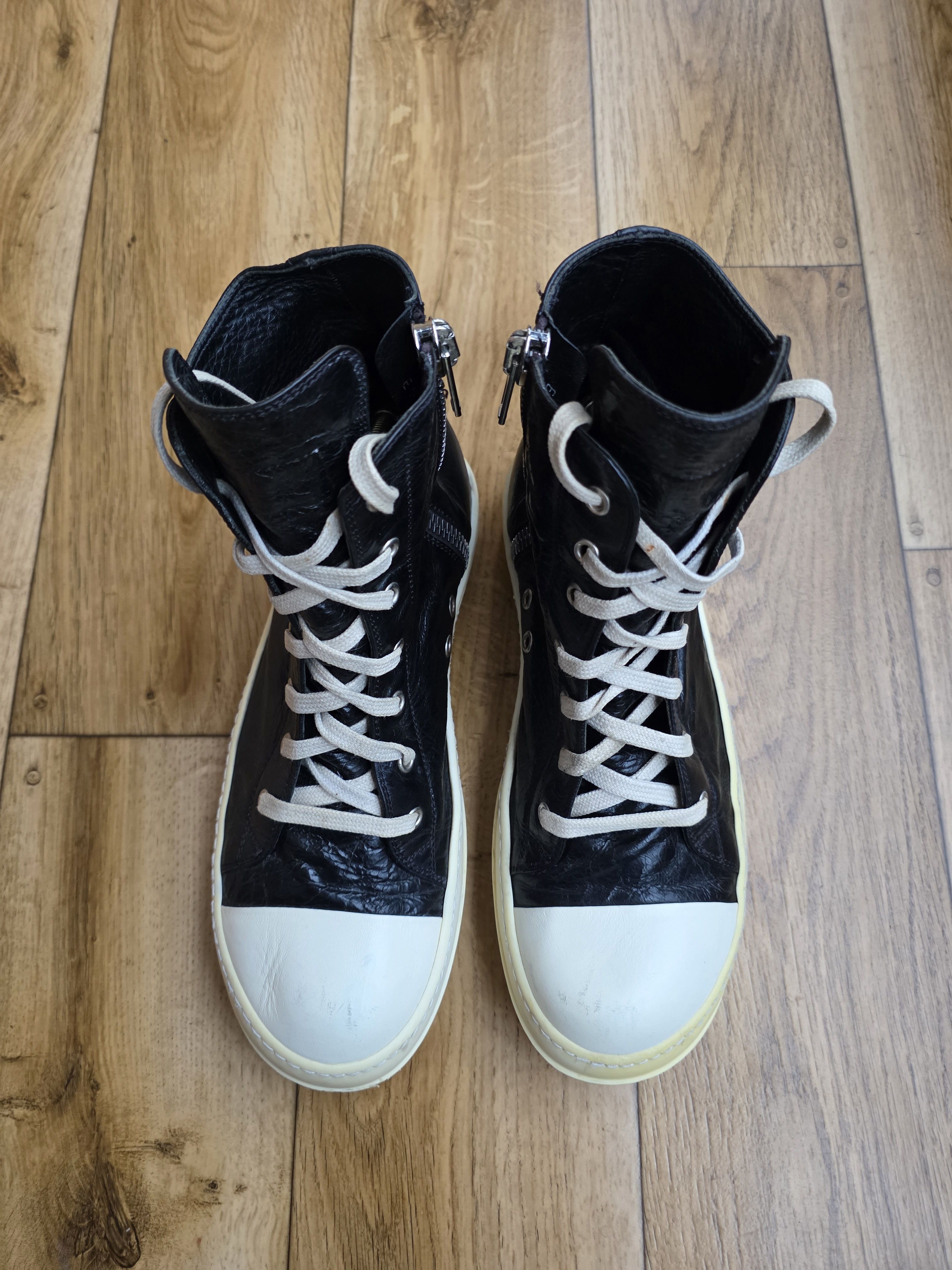 Rick Owens Rick Owens Cracked Effect Mainline Ramones Size US 9 / EU 42 - 2 Thumbnail