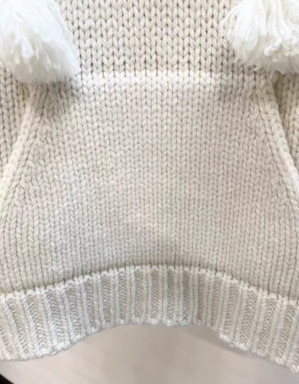 Celine Celine Stylish white large logo wool hooded knit sweater J33 Size S / US 4 / IT 40 - 4 Thumbnail