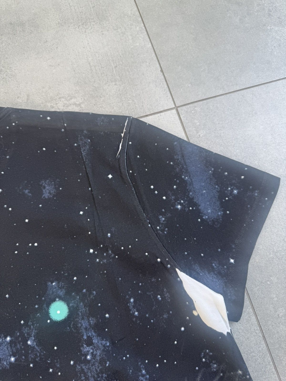 Maison Margiela Maison Margiela Space UFO Logo Tee Size US M / EU 48-50 / 2 - 8 Thumbnail