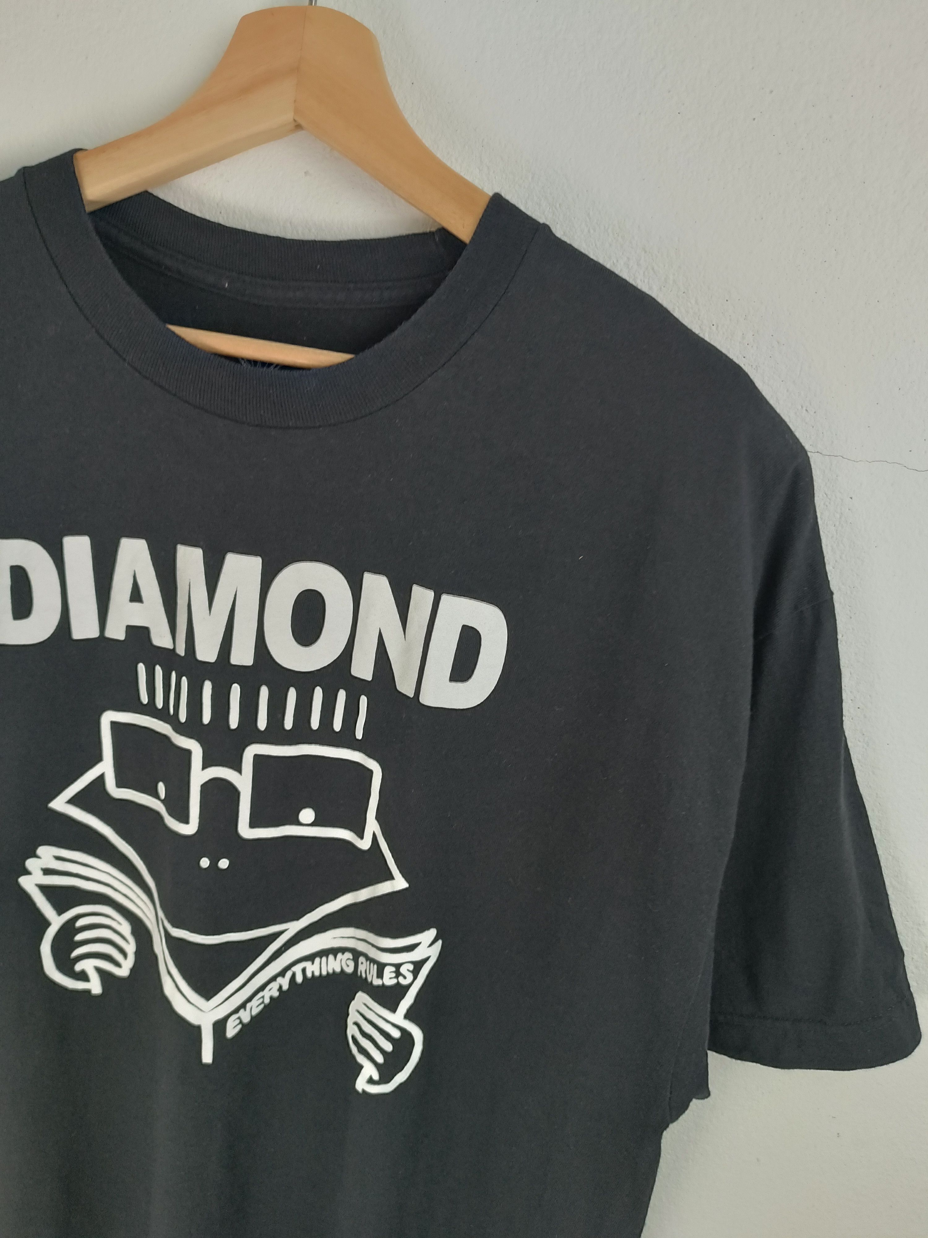 Diamond Supply Co. DESCENDENTS "MILO" X DIAMOND SUPPLY TEE Size US XL / EU 56 / 4 - 6 Thumbnail
