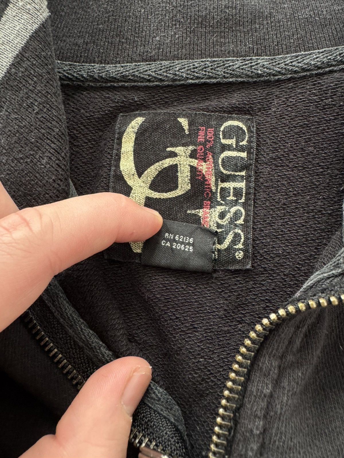Guess Guess vintage y2k zip sweatshirt japanese brand avant garde Size US L / EU 52-54 / 3 - 11 Thumbnail