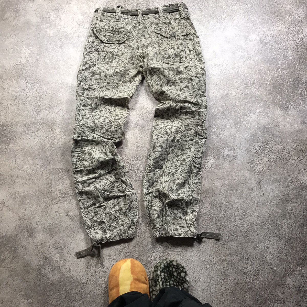 Vintage Y2K Baggy Distressed Cargo Pants Techwear Tactical Logo 28 Size 28" / US 6 / IT 42 - 6 Thumbnail