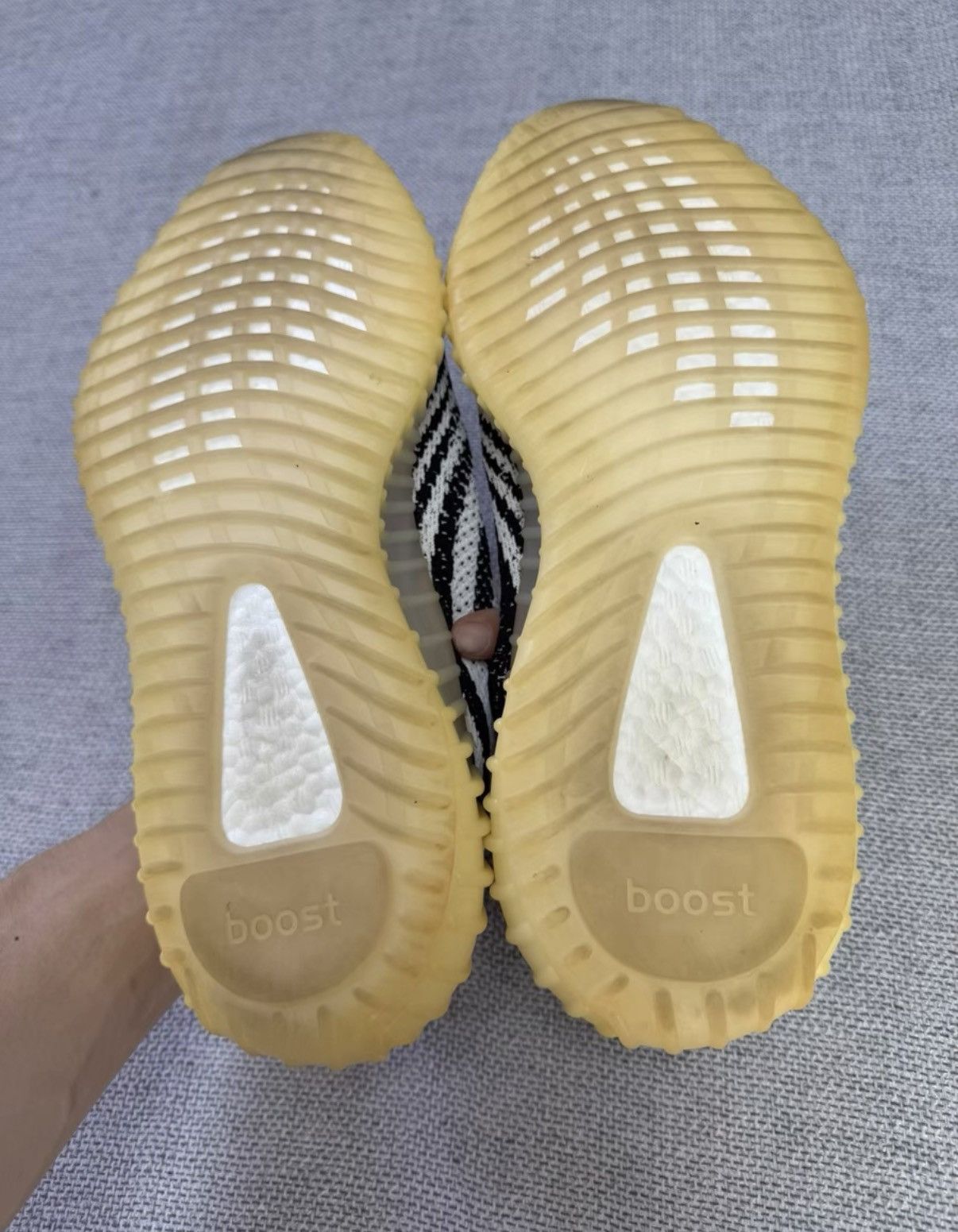 Adidas Adidas Yeezy 350 Zebra 2018 K37 Size US 9.5 / EU 42-43 - 9 Thumbnail