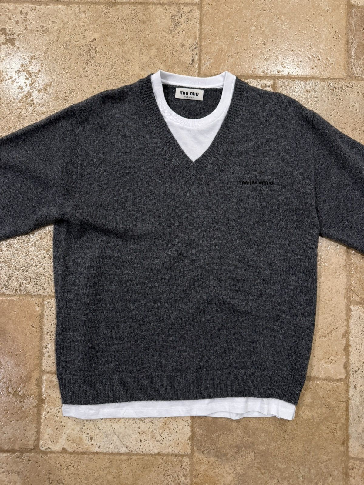 Miu Miu Miu Miu 2025 Cashmere Gray Double Layer V-Neck Sweater Size L / US 10 / IT 46 - 4 Thumbnail
