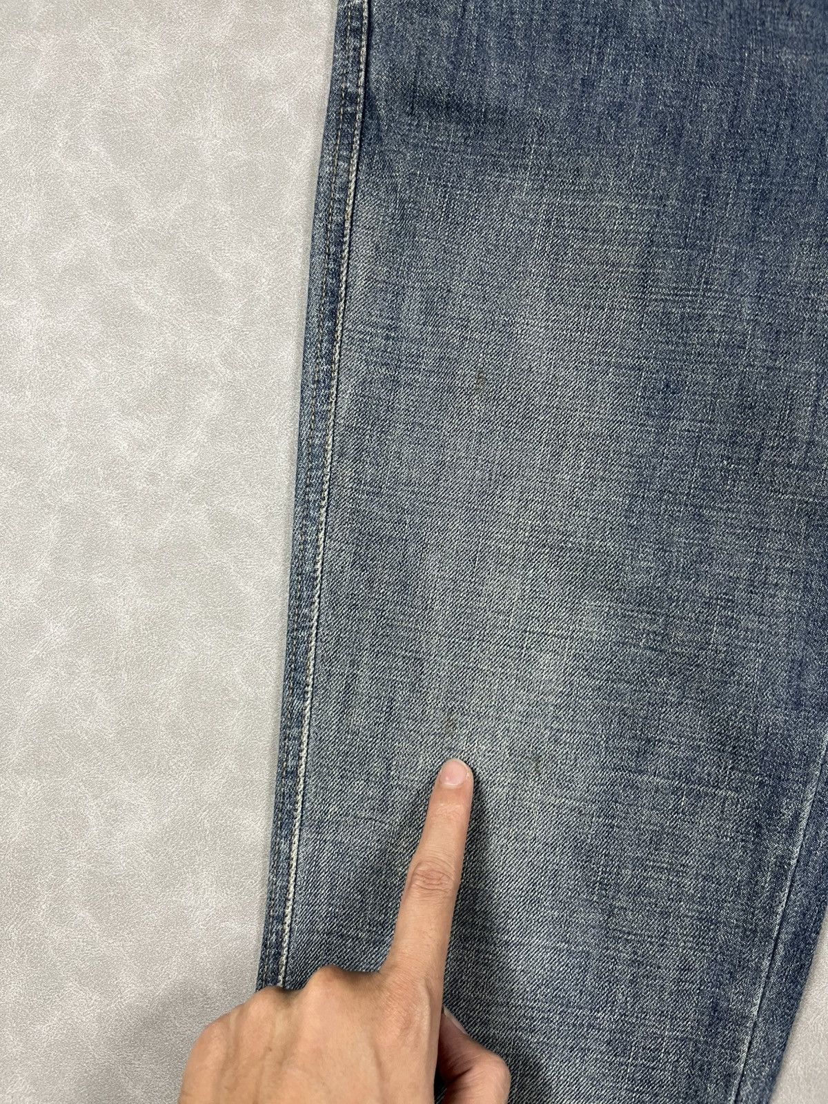 Gucci 90s Gucci denim pants Size 27" / US 4 / IT 40 - 22 Thumbnail