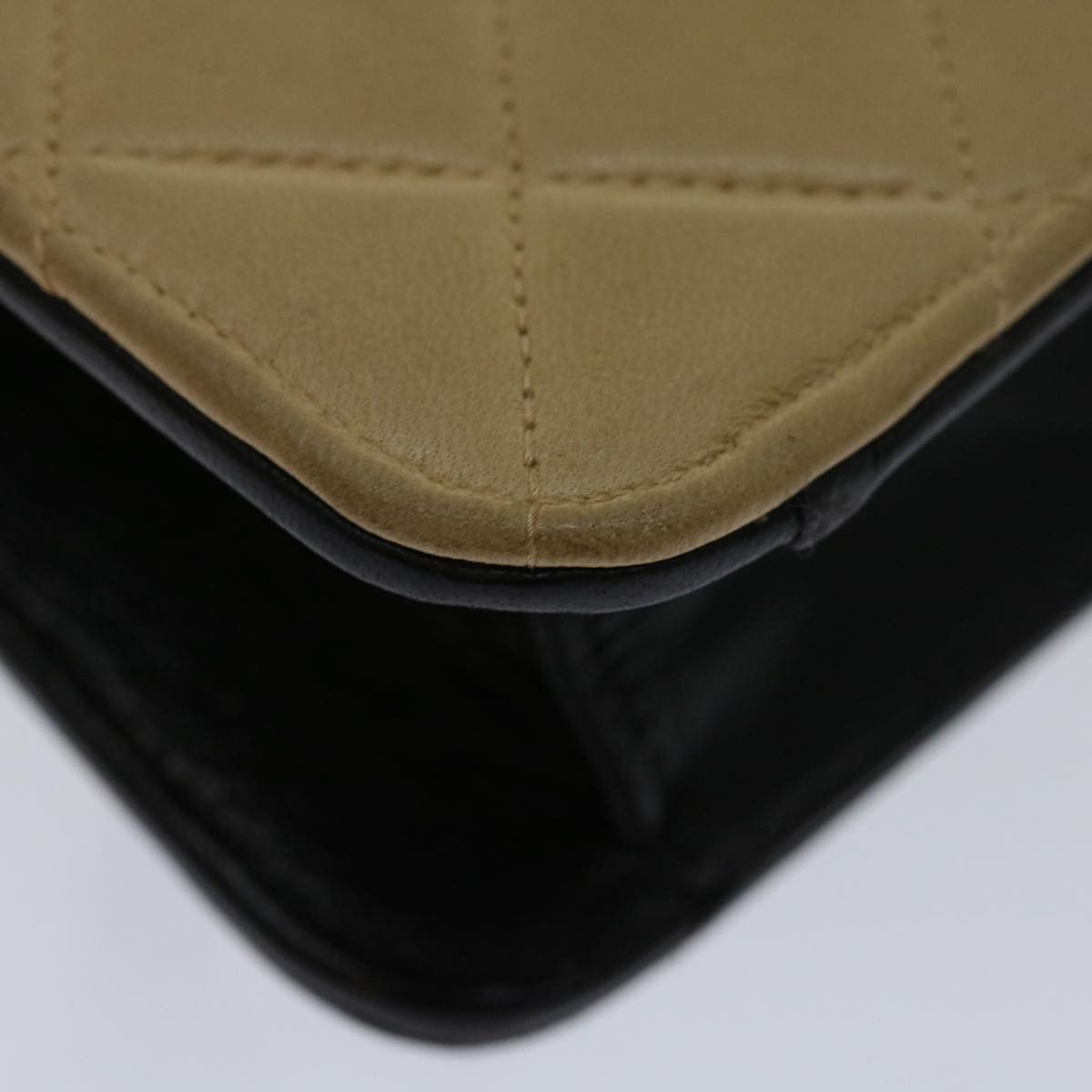 Chanel CHANEL Matelasse Hand Bag Leather Beige CC Size ONE SIZE - 9 Thumbnail