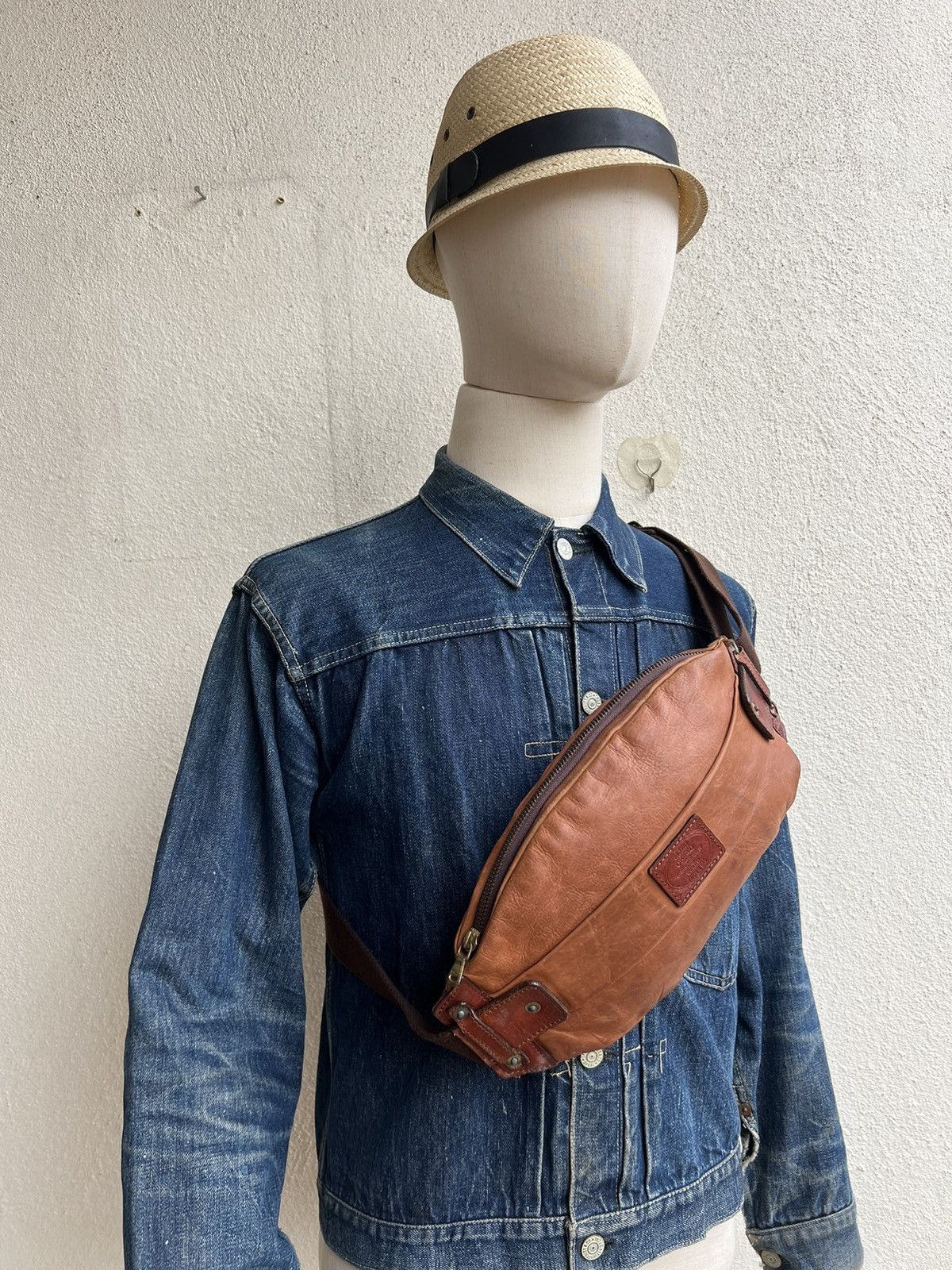 Leather Creed Japan Stains Patina Leather Chest Bag Size ONE SIZE - 2 Thumbnail