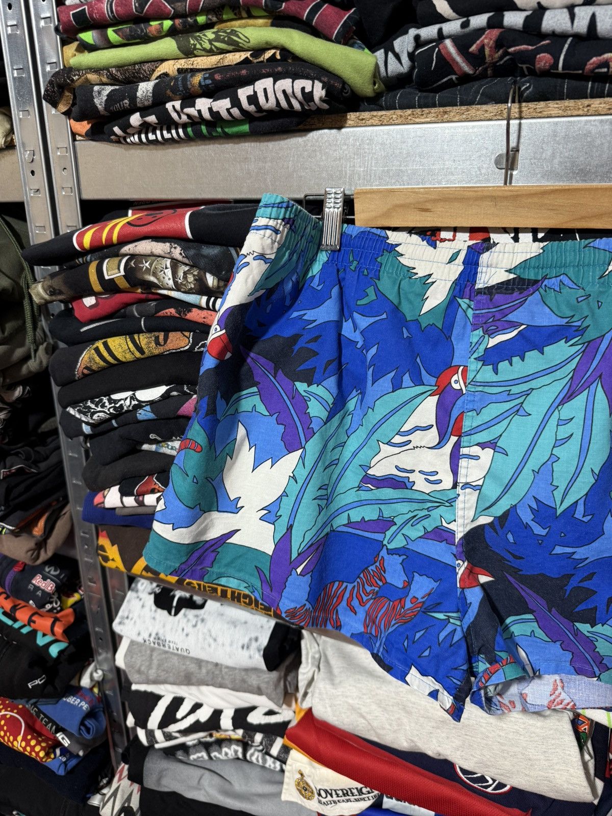 Puma Vintage 90’s Puma Hawaiian Beach Nylon Swim Retro Shorts Size US 34 / EU 50 - 2 Thumbnail