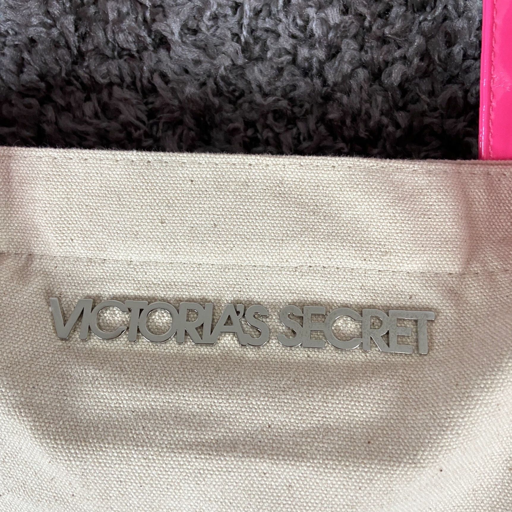 Victoria's Secret VINTAGE Victoria's Secret Tote Bag Canvas Pink Beige Women's Tote Bag Purse Adult Women Pink Beige Short Strap Overn? Size ONE SIZE - 6 Thumbnail