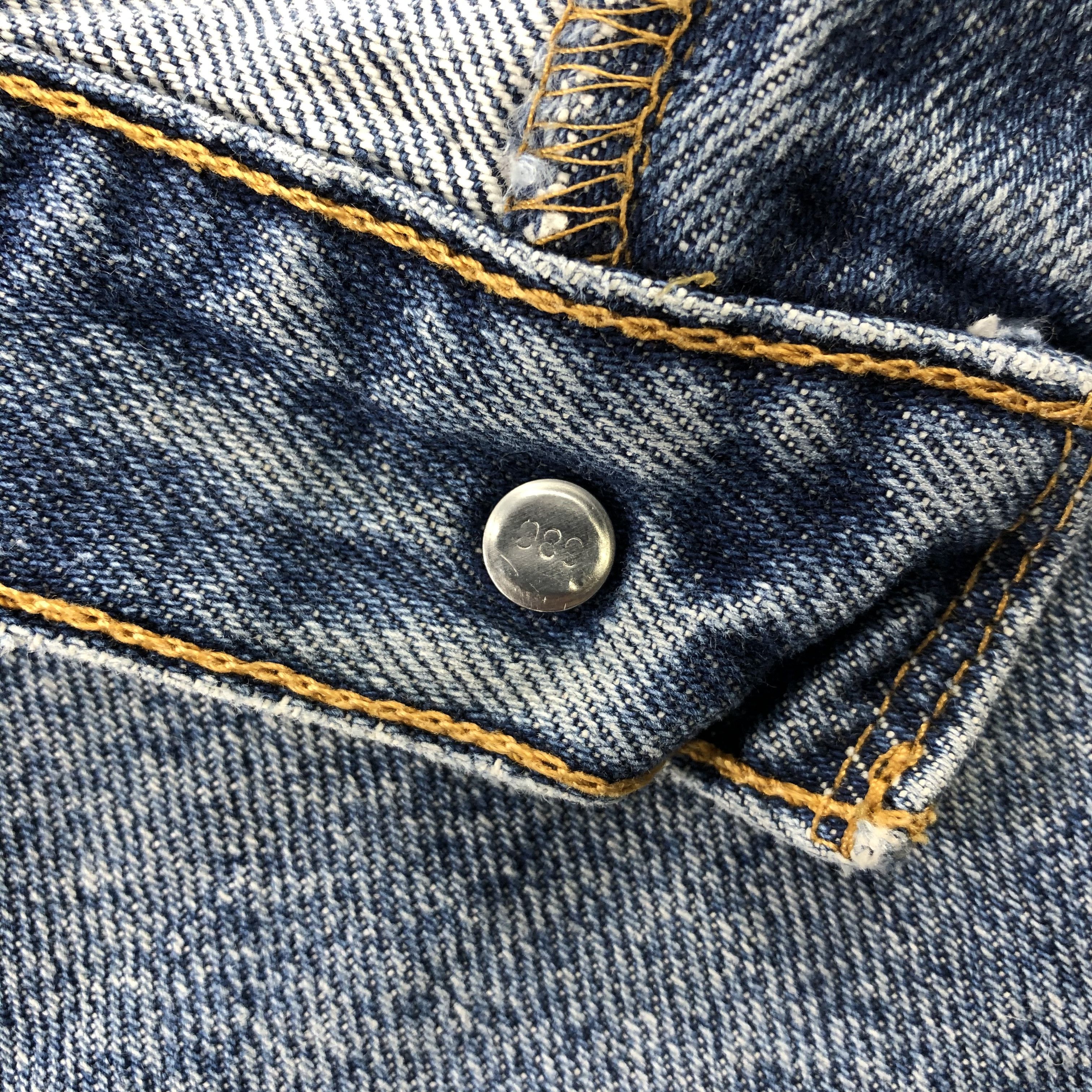Levi's × Vintage Vintage Blue Wash Levis 517 Flare Jeans-JM1825 Size US 34 / EU 50 - 9 Thumbnail