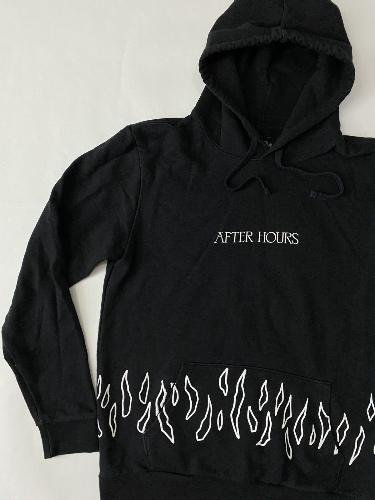 The Weeknd AFTER HOURS FLAMES HOODIE. Size US L / EU 52-54 / 3 - 9 Thumbnail