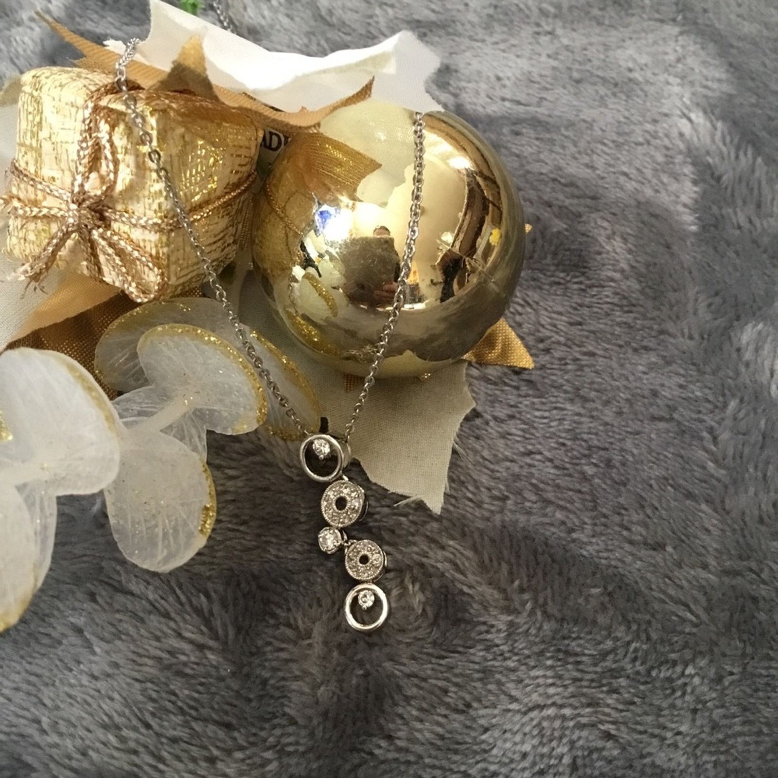 Other Sterling Silver Round Multi-Crystal Necklace Size ONE SIZE - 1 Thumbnail
