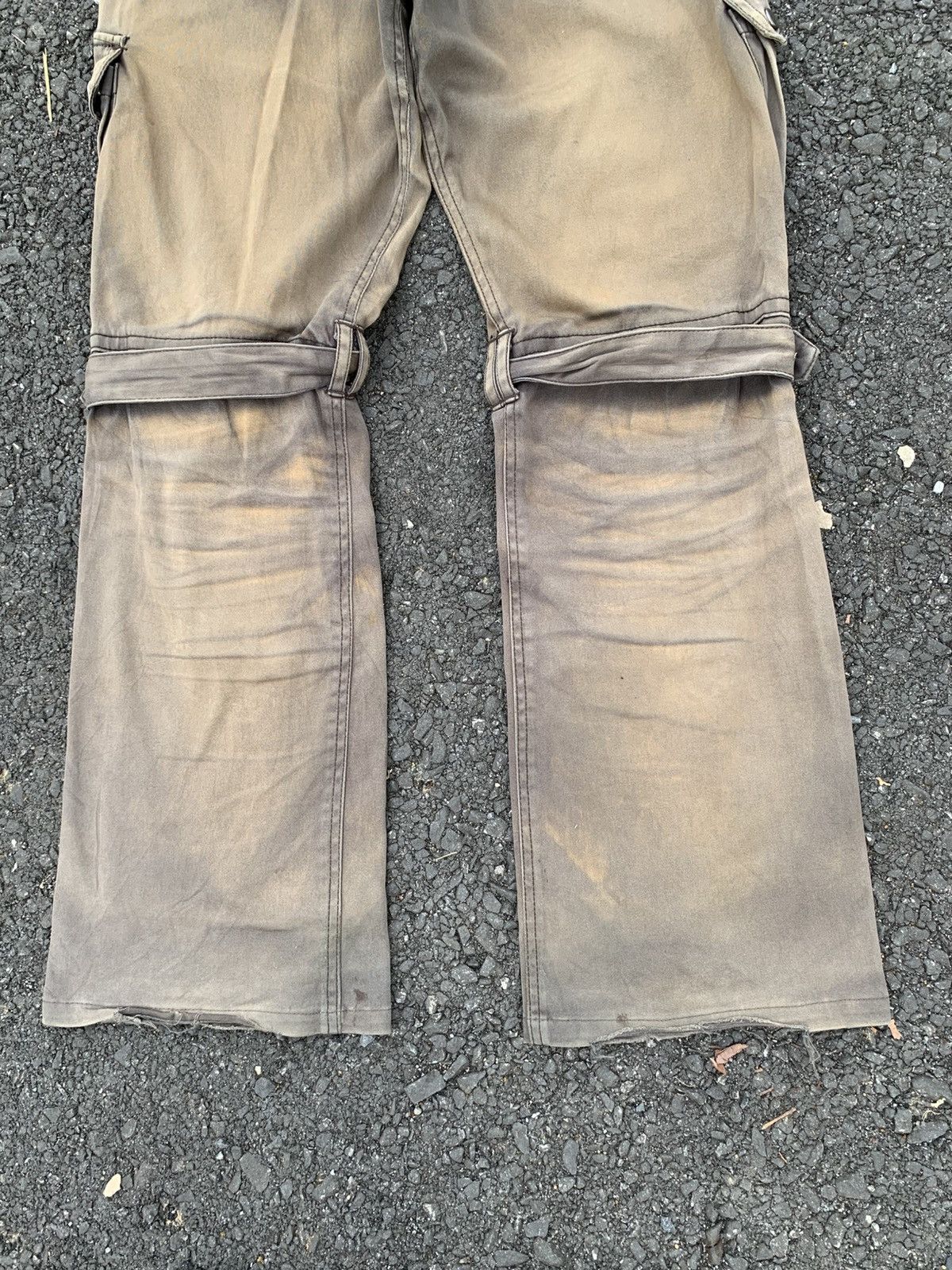 Tornado Mart TRASHER💥FLARE SEMANTIC DESIGN BONDAGE SUNFADED DISTRESSED Size US 28 / EU 44 - 8 Thumbnail