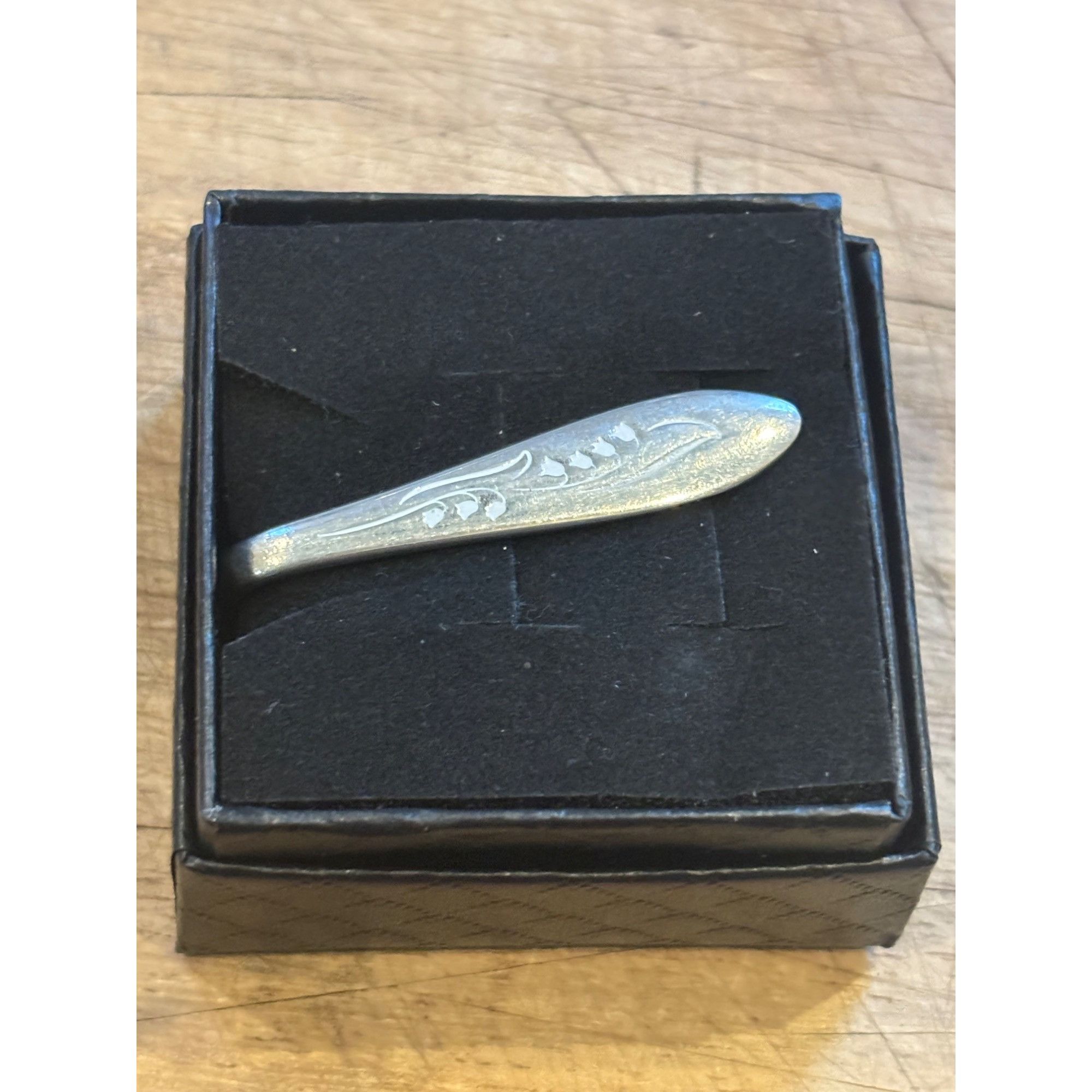 Other Sterling Silver Floral Design Tie Clip Size ONE SIZE - 1 Thumbnail