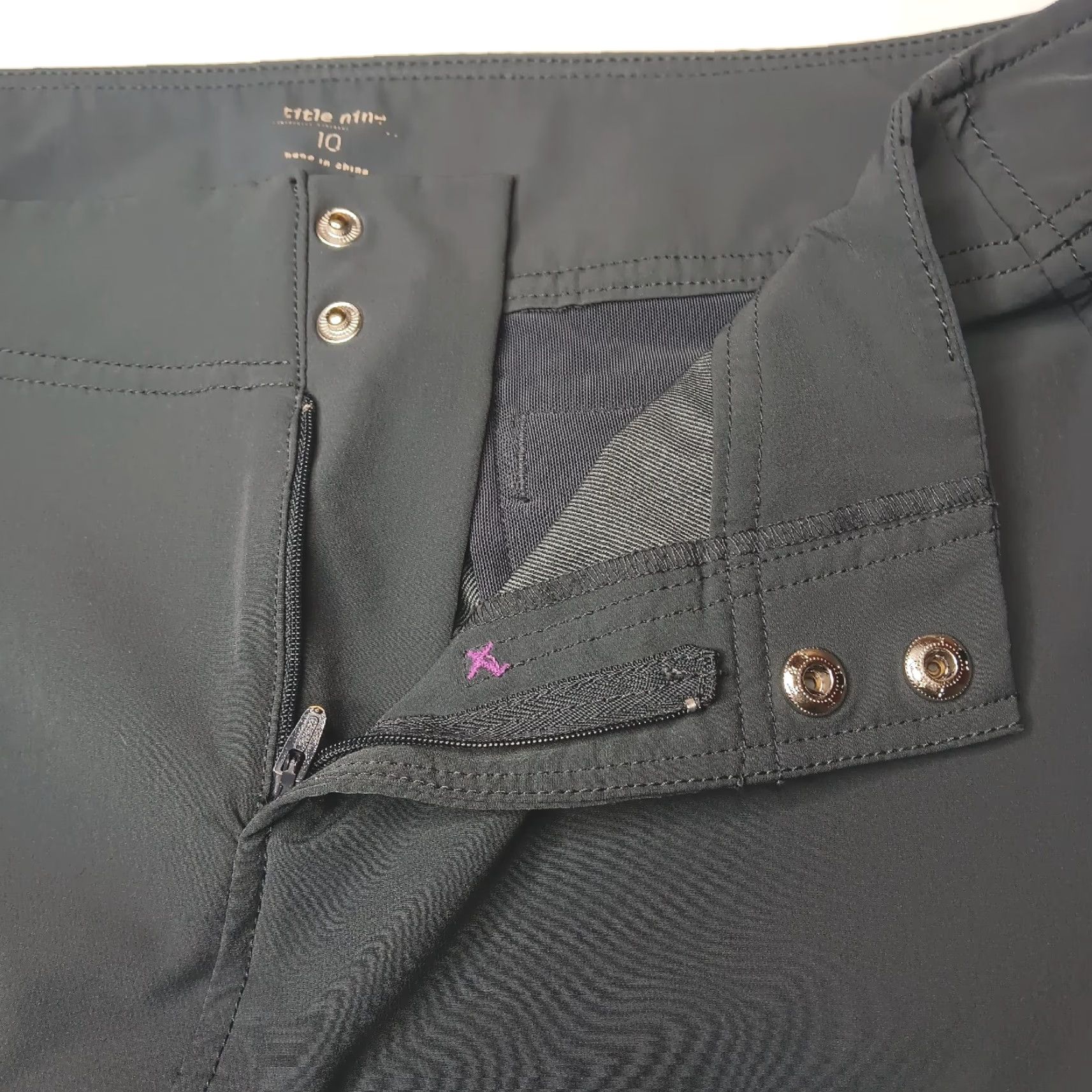 Vintage Title Nine Skirt Size 10 Athletic Performance Gray Stretch Short Athleisure Mini Women's Skirt Pockets Zip Pocket Reg Regular 32" Waist 42" Hips Size 32" / US 10 / IT 46 - 6 Thumbnail