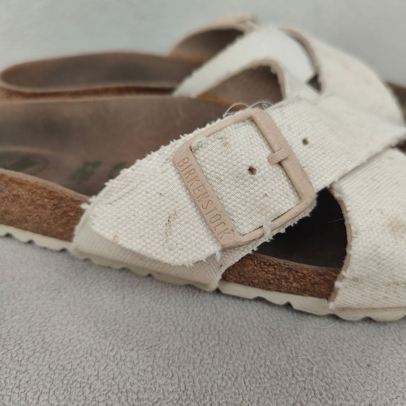 Birkenstock Birkenstock Sienna Canvas Slide Sandals 39 Womens 8 White Size US 8 / IT 38 - 2 Thumbnail