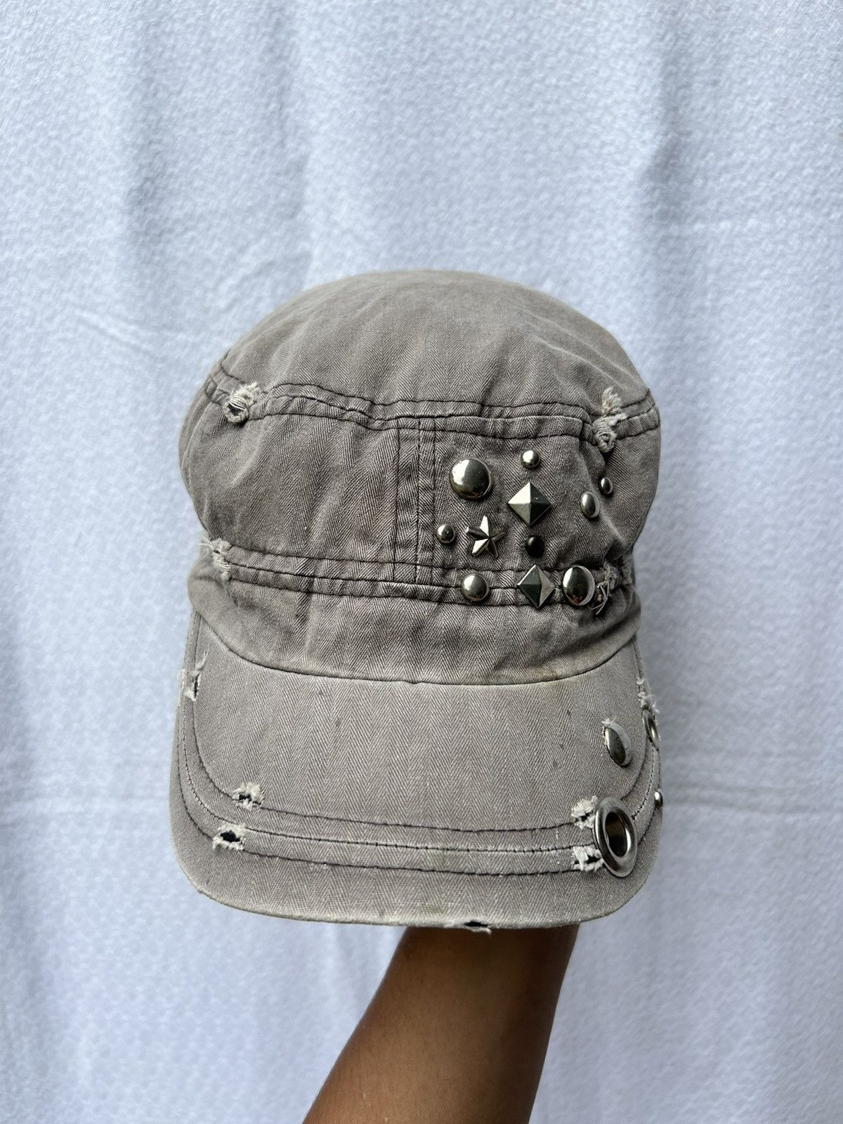 If Six Was Nine × Japanese Brand × Le Grande Bleu (L.G.B.) Distressed studded gothic hats Size ONE SIZE - 2 Thumbnail
