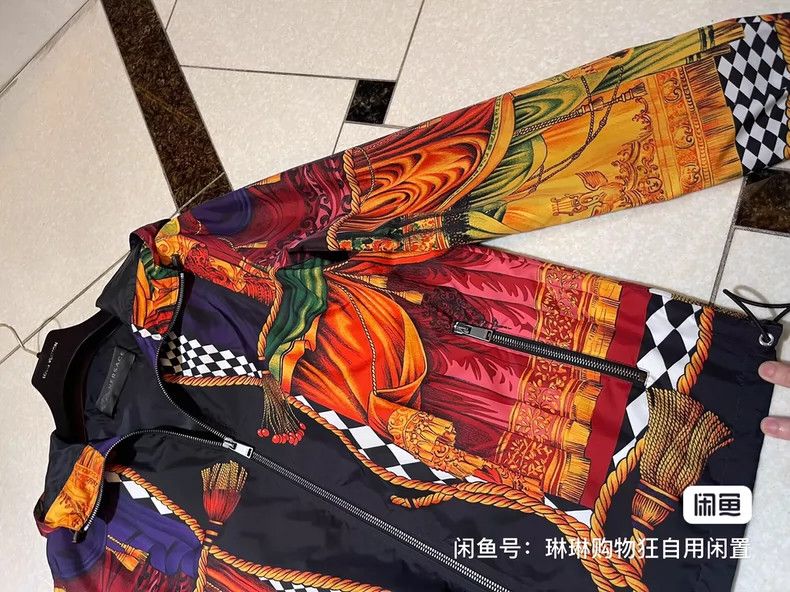 Versace Versace Court oil painting series jacket Size M / US 6-8 / IT 42-44 - 6 Thumbnail