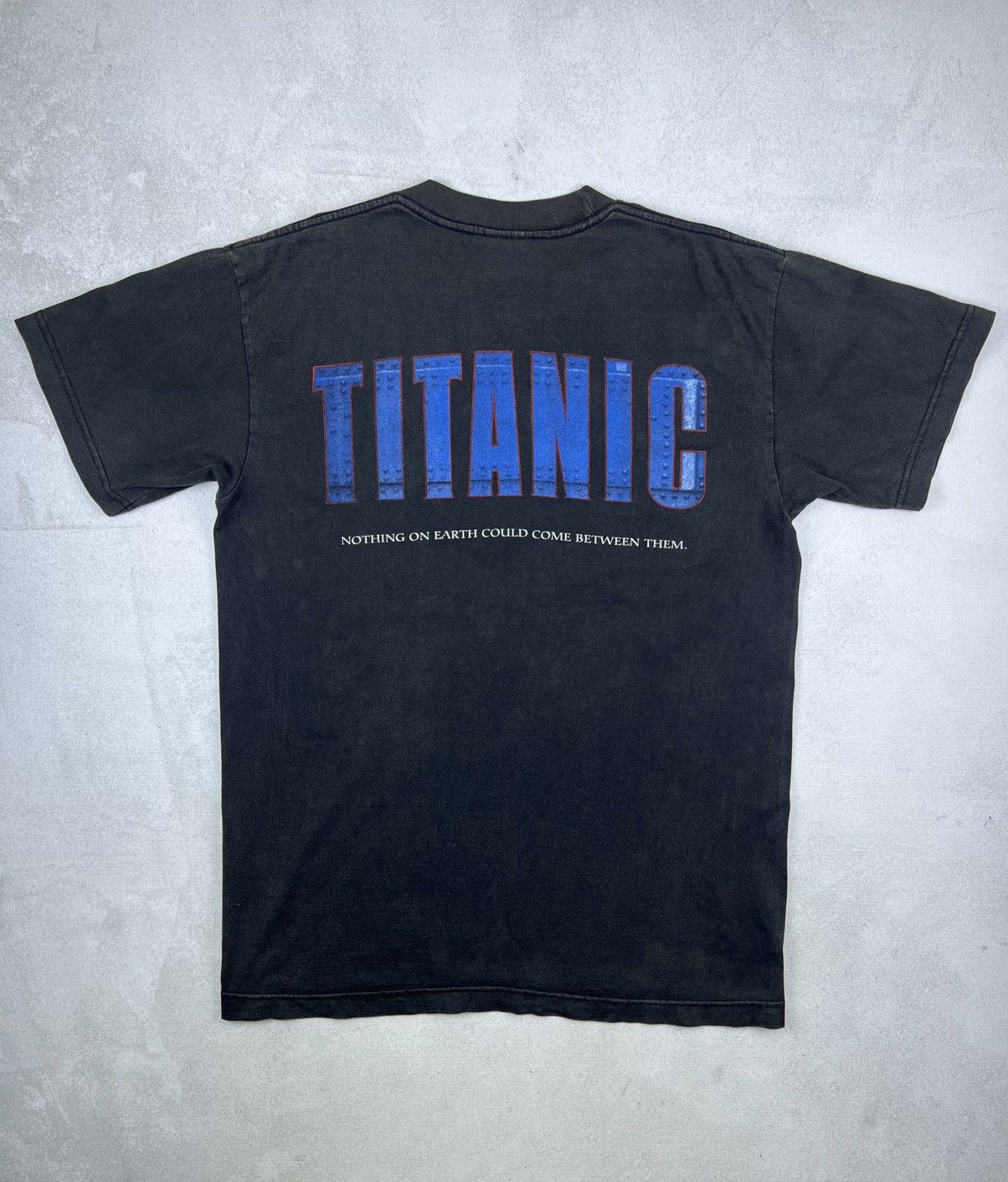 Other VINTAGE TITANIC MOVIE Bootleg Tee Size US L / EU 52-54 / 3 - 5 Thumbnail