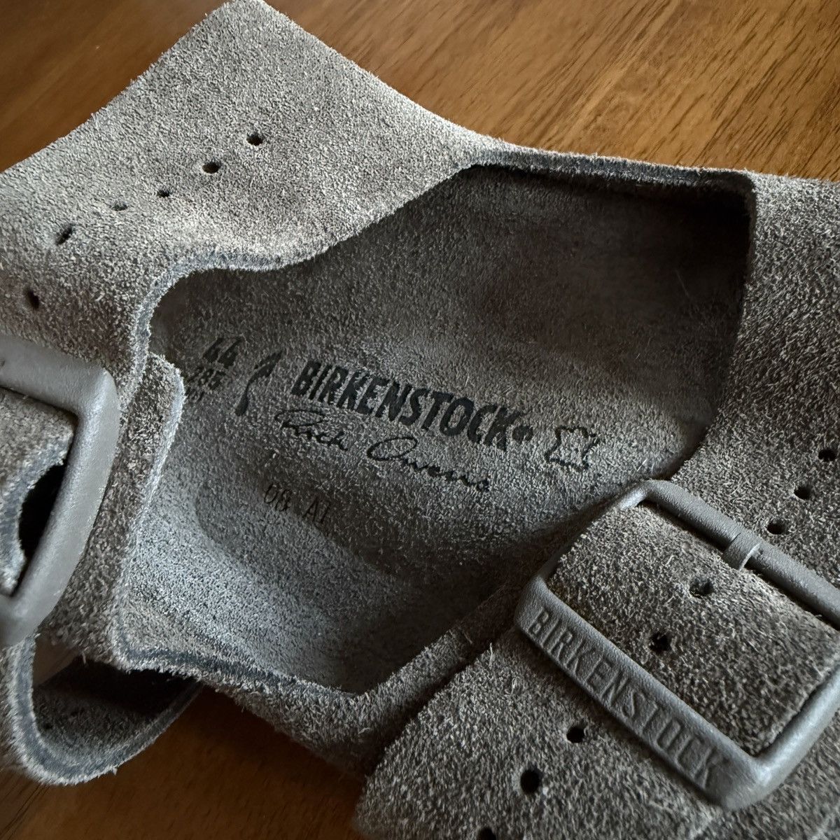 Birkenstock × Rick Owens Rick Owens x Birkenstock Arizona - Velour Dust (44) Size US 11 / EU 44 - 7 Thumbnail