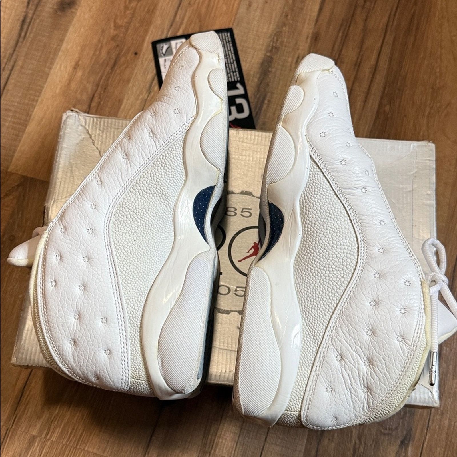Jordan Brand 2005 Jordan 13 Retro Low White Metallic Silver Ice Blue Size US 9 / EU 42 - 4 Thumbnail