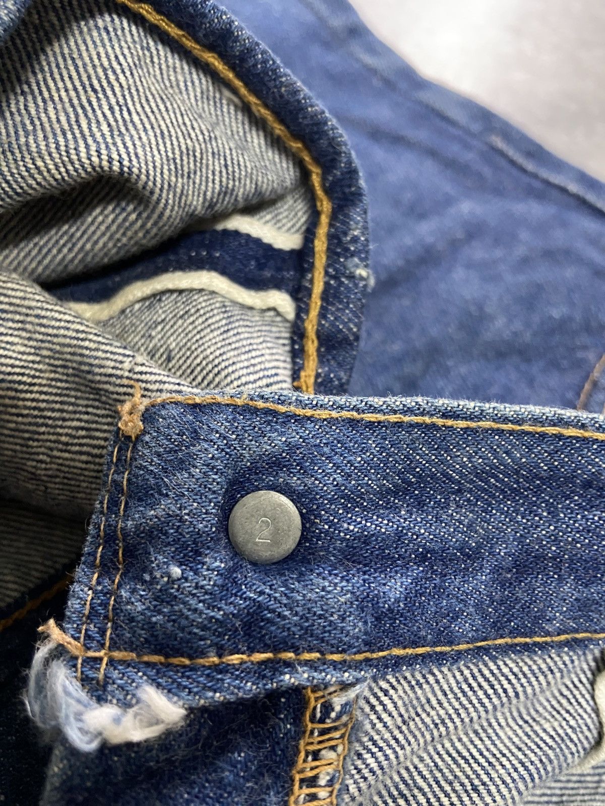 Levi's VTG 70’s Levis 501 Redline Selvedge Jeans Top Button #2 Size US 30 / EU 46 - 4 Thumbnail