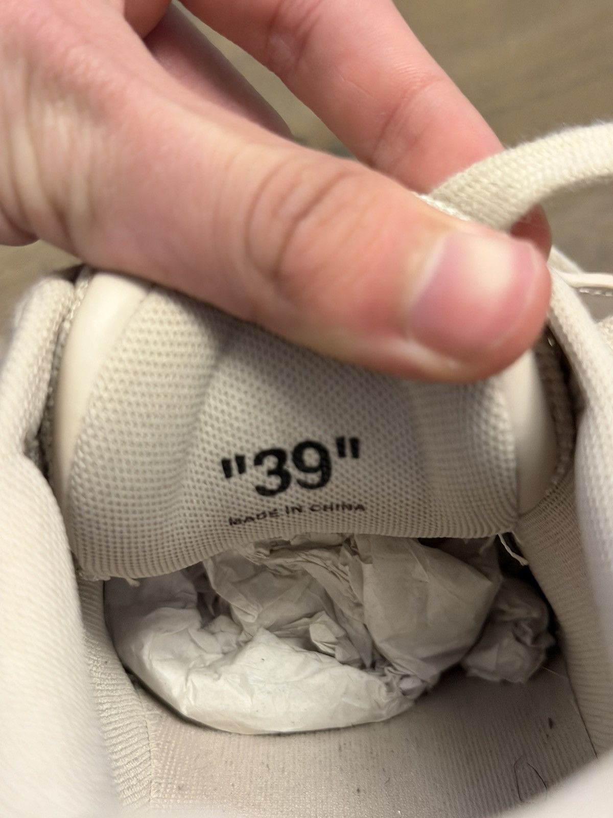 Off-White Off White Ouf Of Office Beige Size US 6 / EU 39 - 6 Thumbnail
