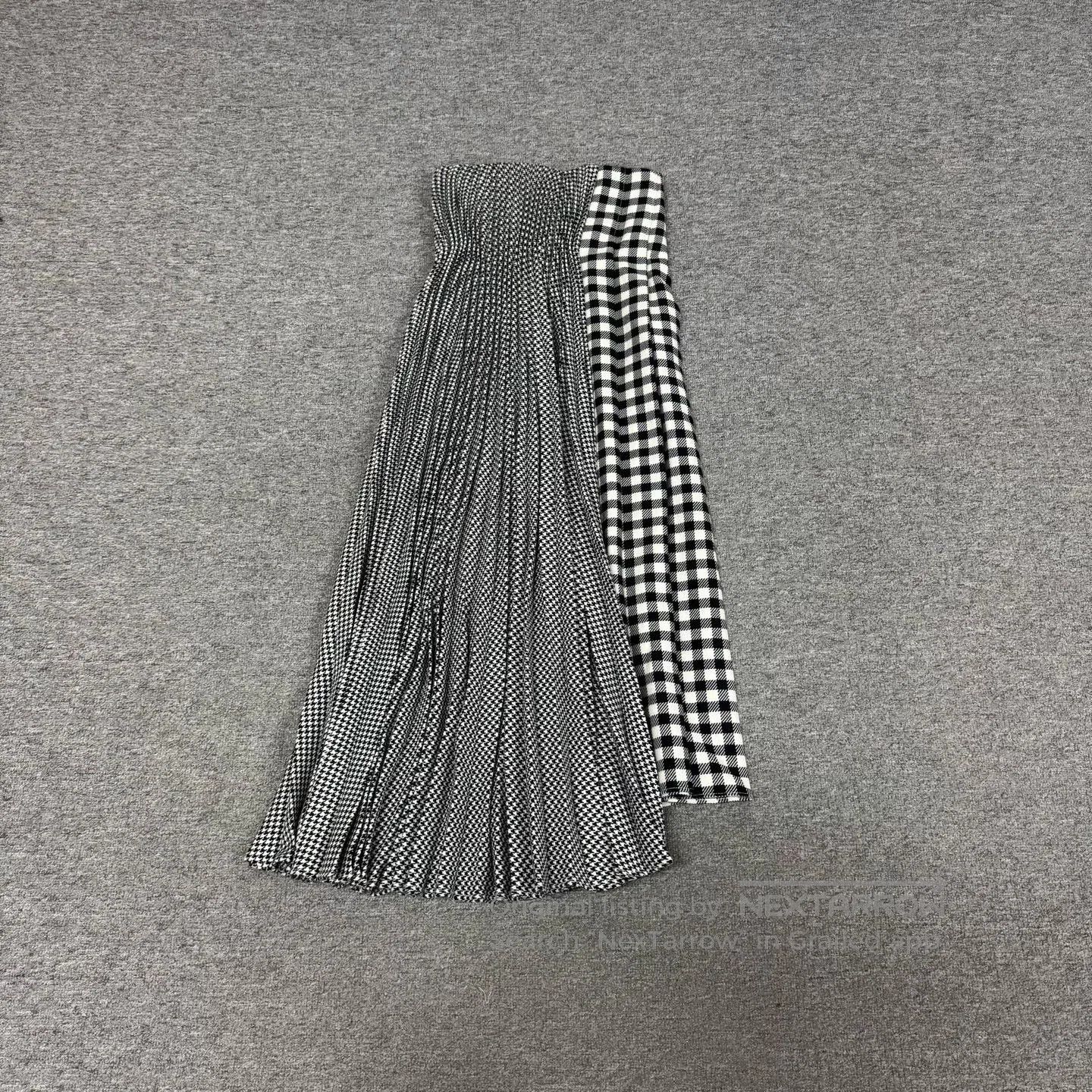 Dior Dior SIZE 36 Black and white checkered patchwork Medium-len Size 26" / US 2 / IT 38 - 2 Thumbnail