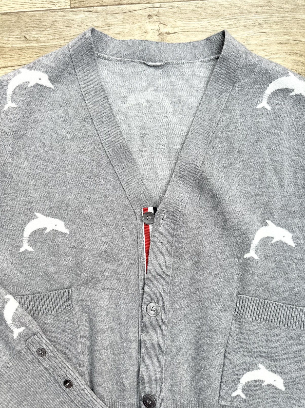 Thom Browne Cardigan decorated with Dolphins in 100% cashmere Size US M / EU 48-50 / 2 - 20 Thumbnail