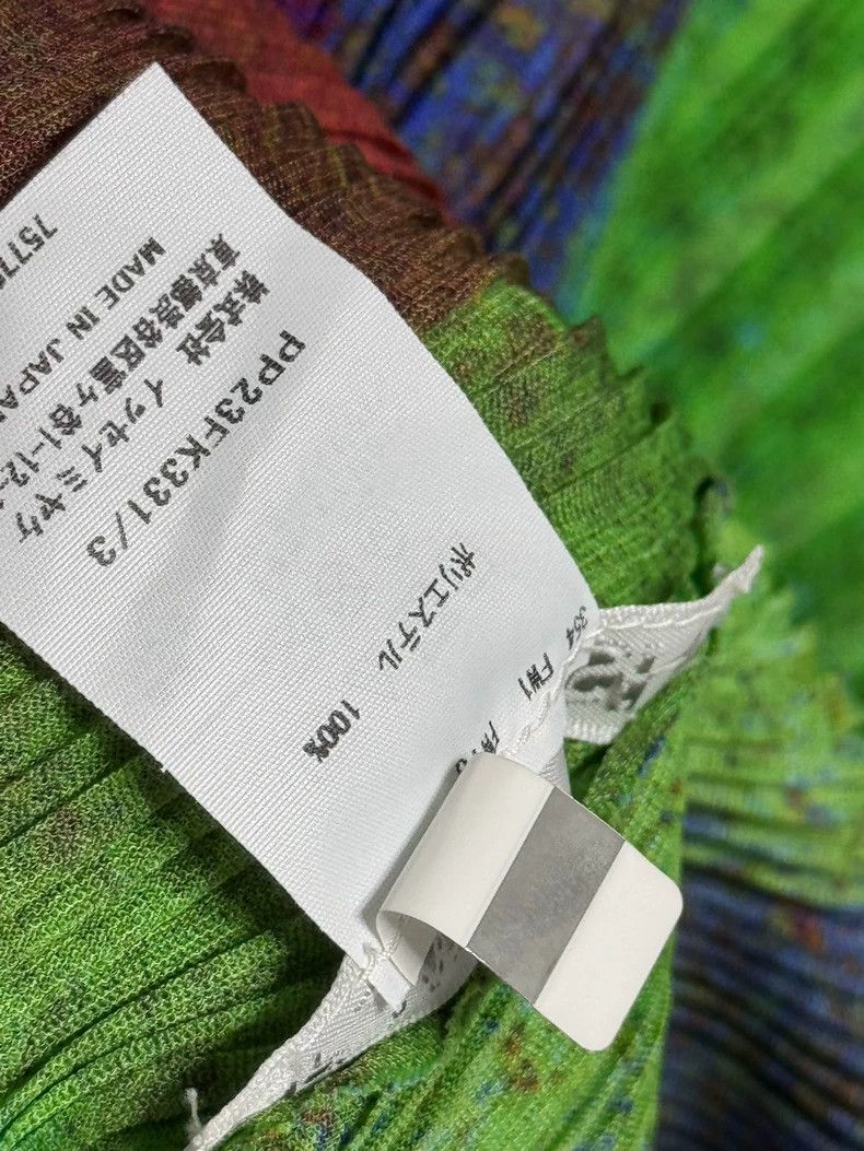 Issey Miyake Issey Miyake size:3 Red and green long-sleeved top Size XS / US 0-2 / IT 36-38 - 4 Thumbnail