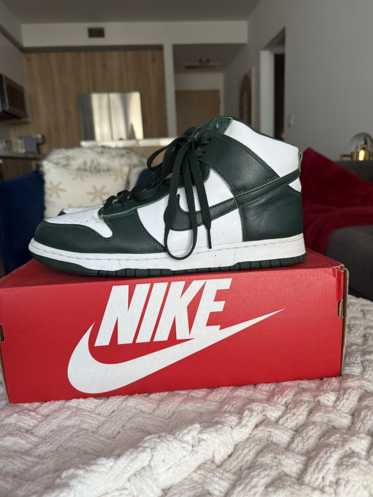 Nike Dunk High Spartan Green Size US 12 / EU 45 - 1 Thumbnail
