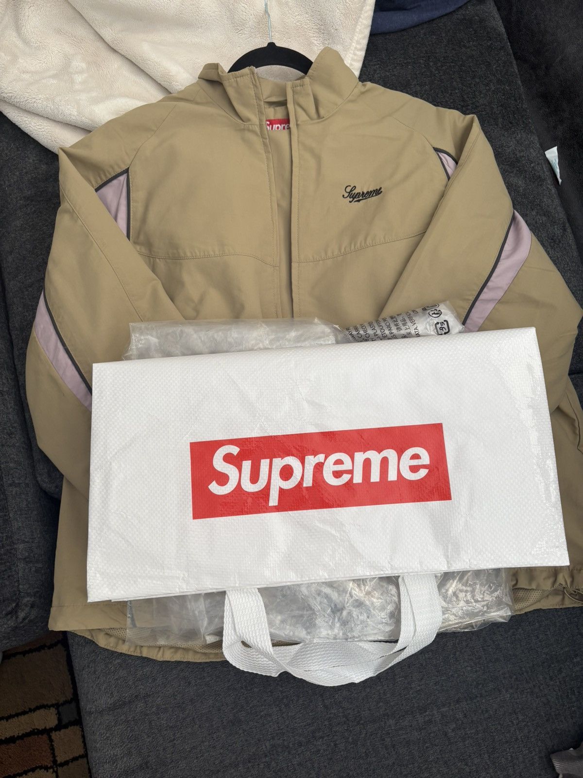 Supreme Supreme Contrast Piping Track Jacket & pants 'Tan' Size US M / EU 48-50 / 2 - 12 Thumbnail