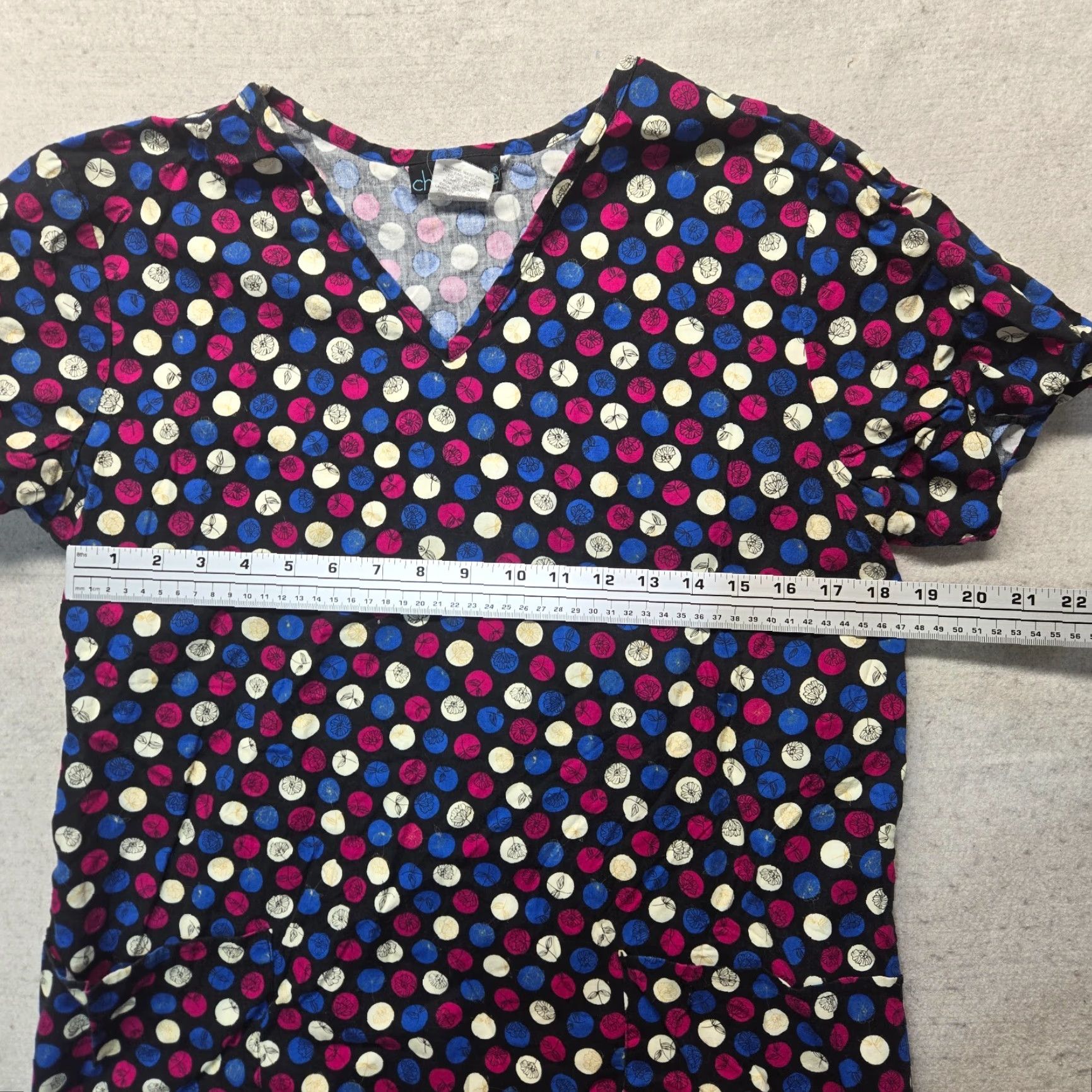 Cherokee Cherokee Workwear Women's V-Neck Scrub Top Circles & Flowers Short Sleeve Medium Size M / US 6-8 / IT 42-44 - 6 Thumbnail