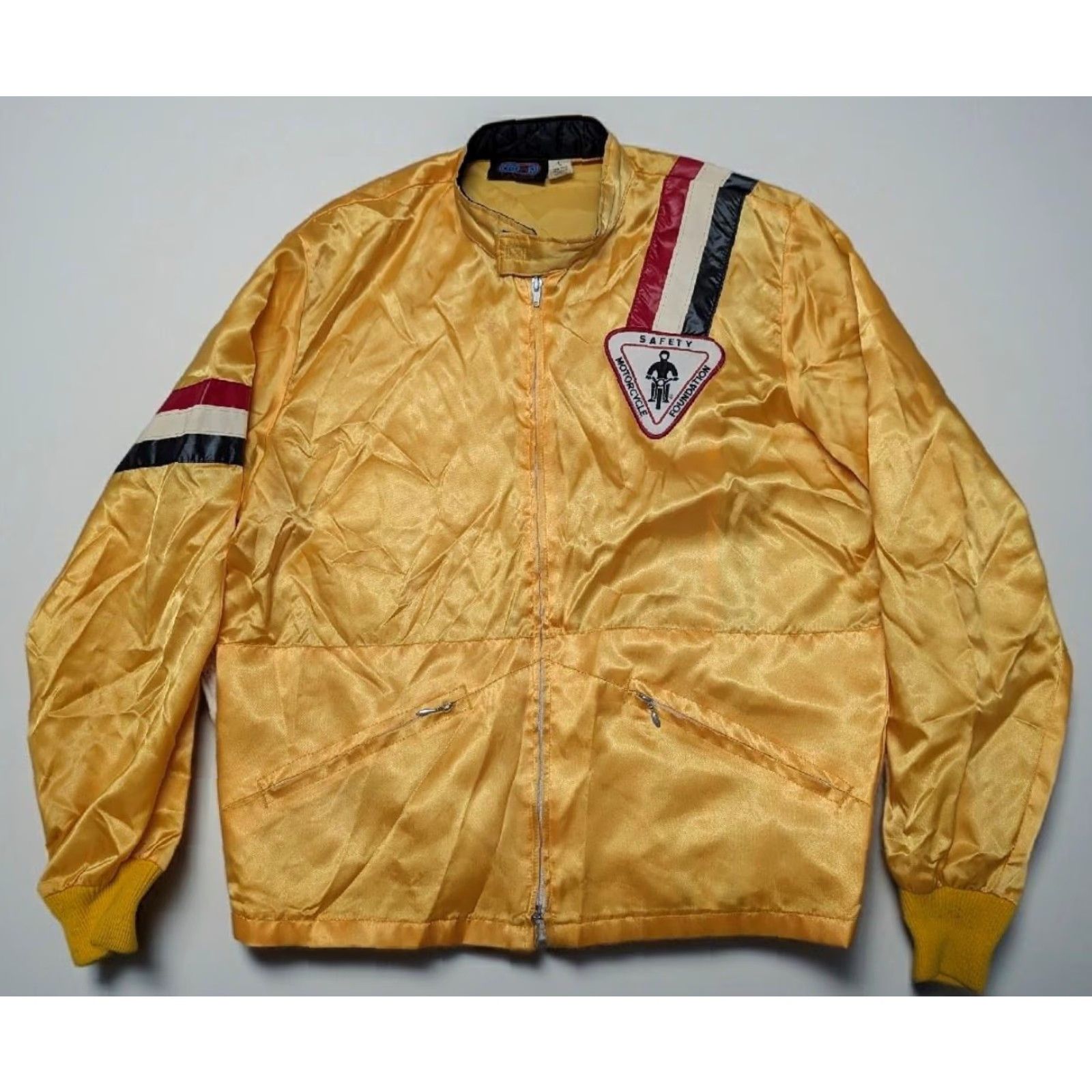 Vintage VINTAGE windbreaker Crown Jacket Mens L Satin Nylon Yellow striped Zip 1970s Car Racing Ford Cobra Shelby Streetwear Mens Size US L / EU 52-54 / 3 - 2 Thumbnail