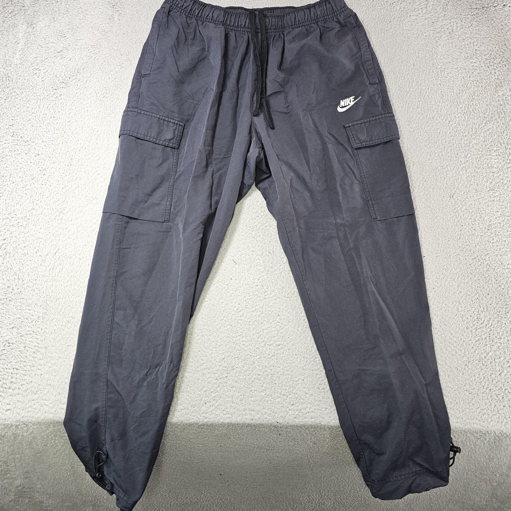 Nike Nike Pants Mens Medium Black Woven Cargo Joggers CU4325-010 Size US 31 - 2 Thumbnail