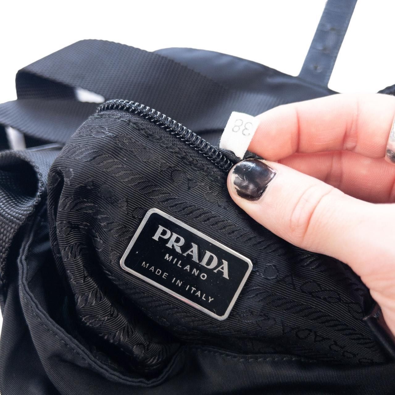 Prada Vintage Prada Crossbody Bag Size ONE SIZE - 4 Thumbnail