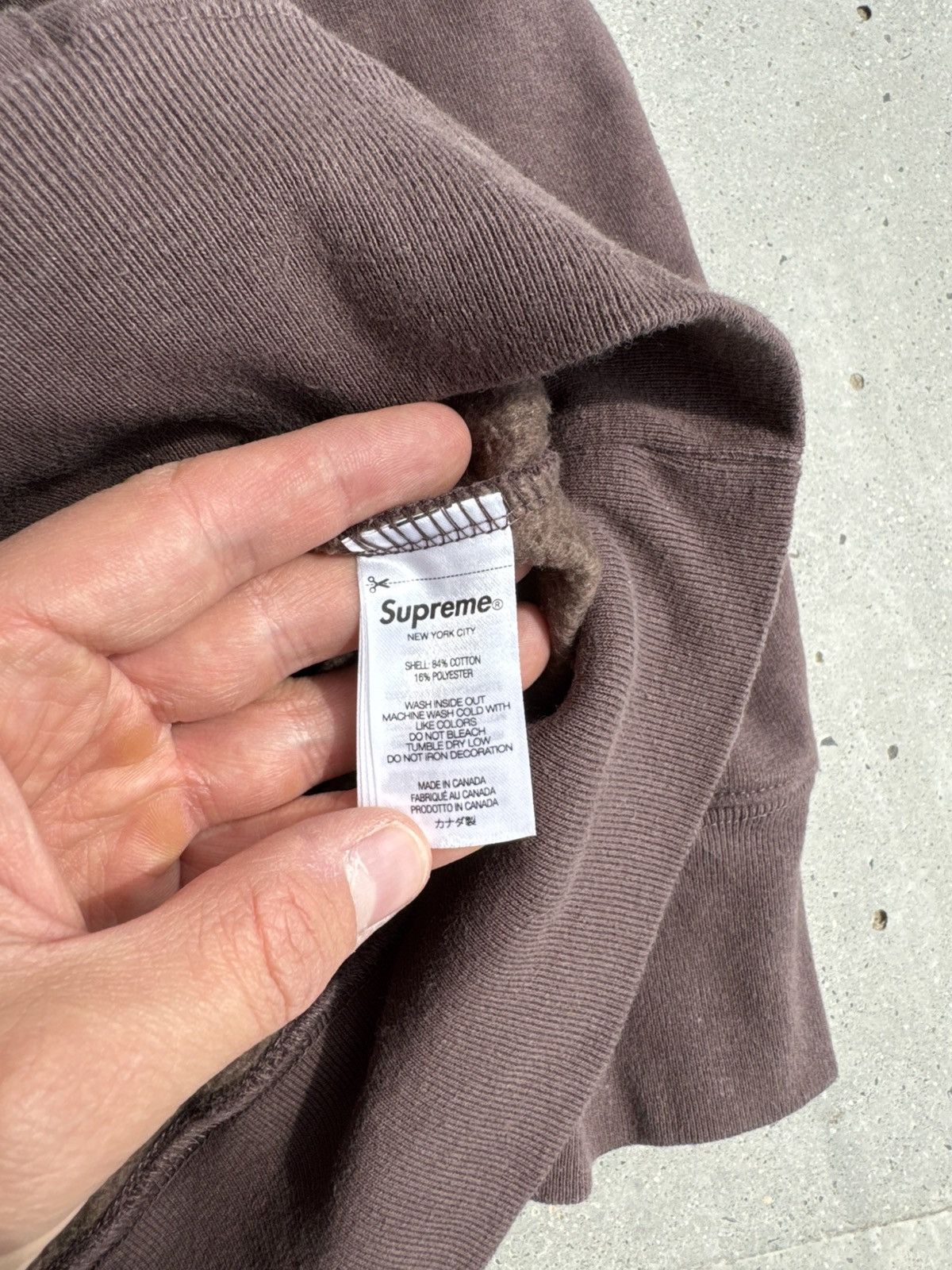 Supreme Supreme gradient logo hoodie streetwear sneakers hype rare Size US S / EU 44-46 / 1 - 6 Thumbnail