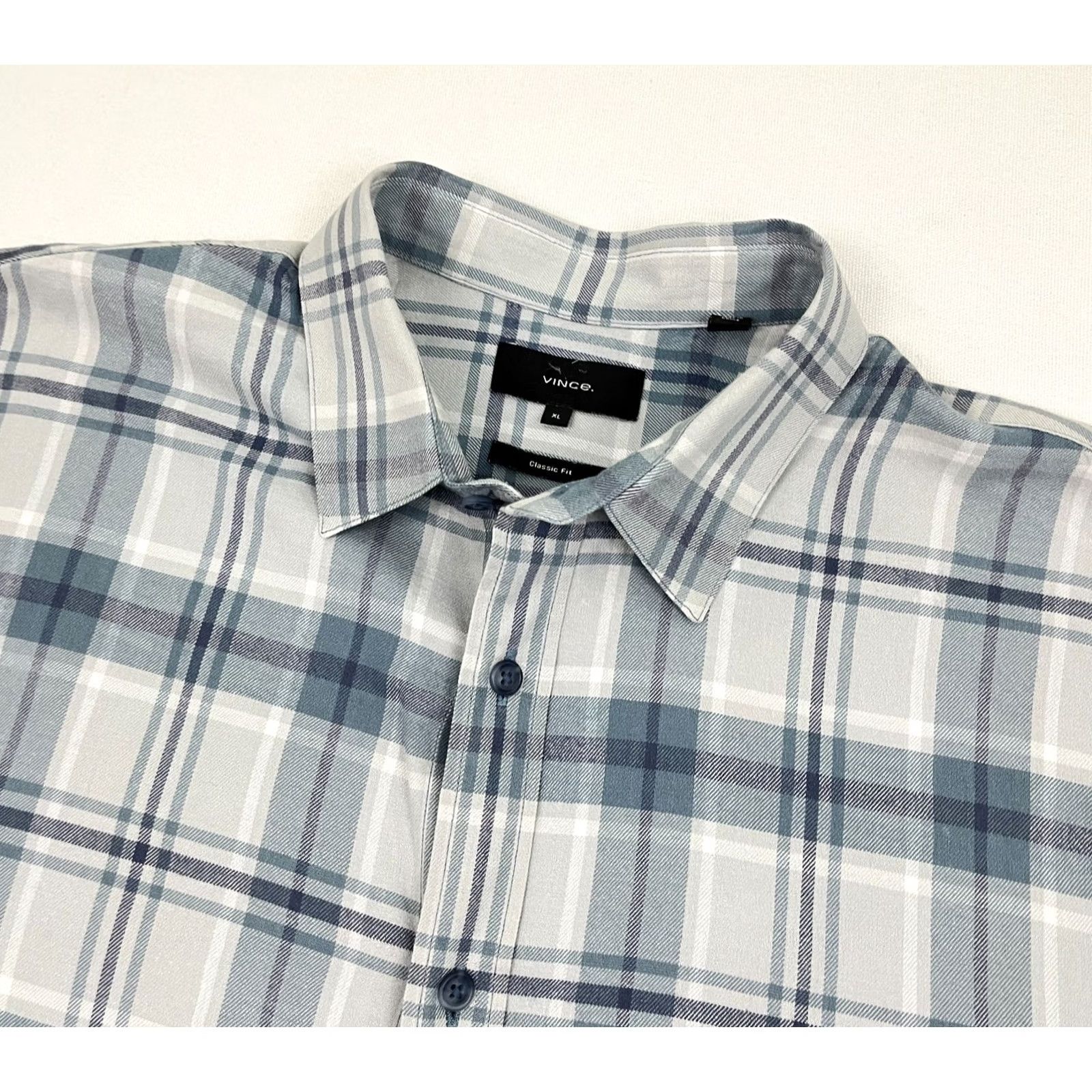 Vince Vince Shirt Mens XL Blue Gray Plaid Cotton Rayon Casual Button-Up Short Sleeve Size US XL / EU 56 / 4 - 2 Thumbnail