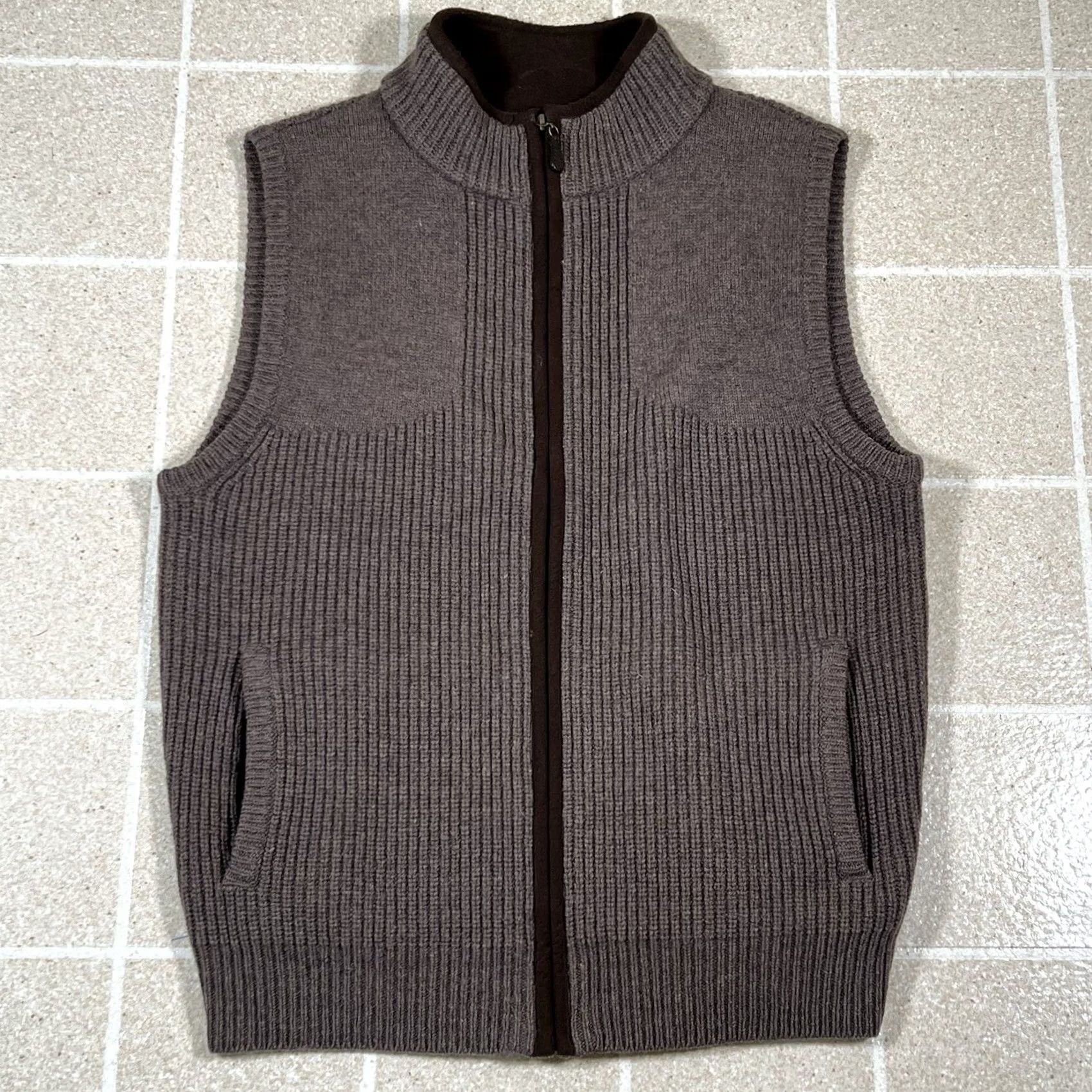 Vintage VINTAGE L.L. Bean Vest Sweater Wool Zip Front Brown Small Men Size US S / EU 44-46 / 1 - 2 Thumbnail