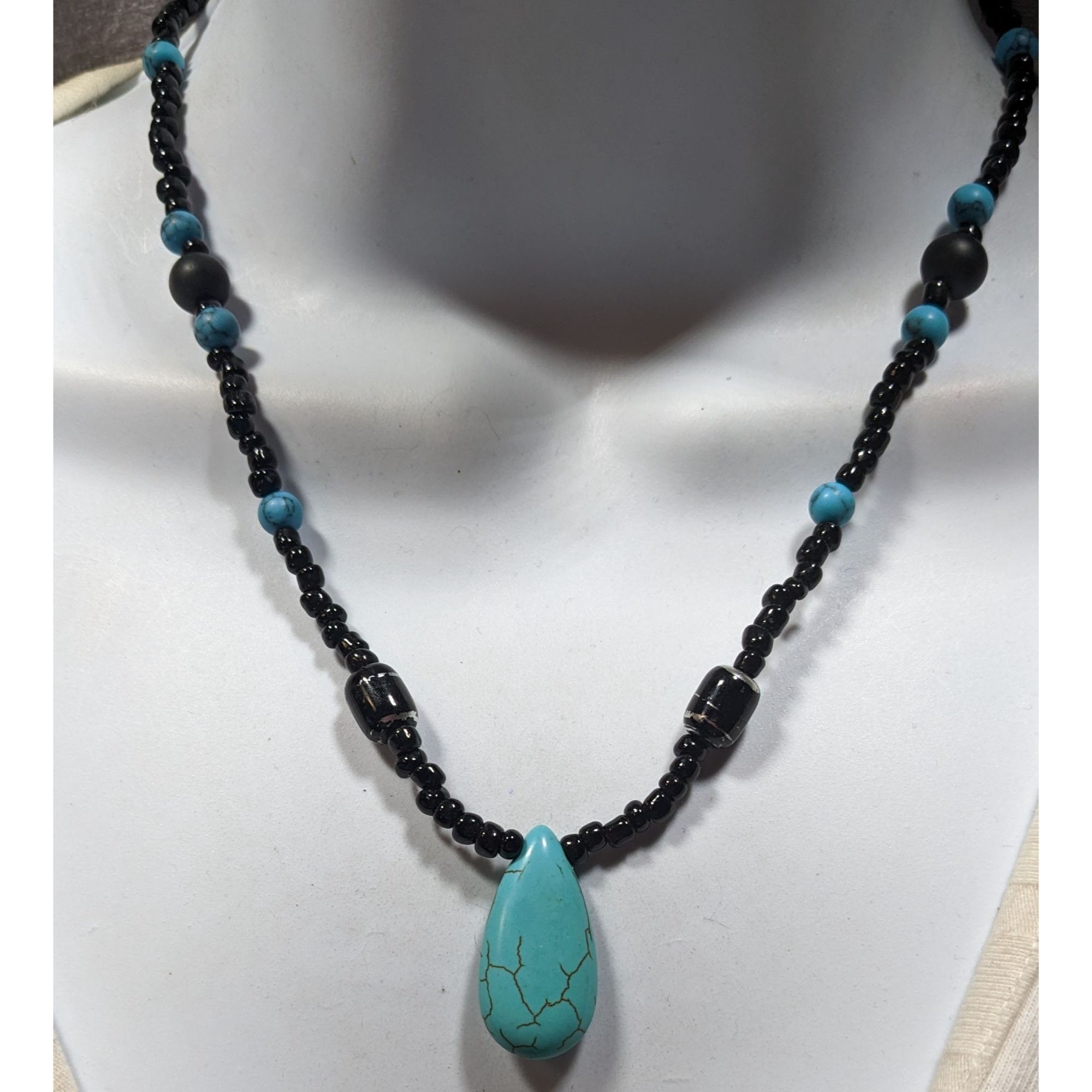 Other Turquoise & Black Beaded Necklace W/ Teardrop Pendant Size ONE SIZE - 4 Thumbnail