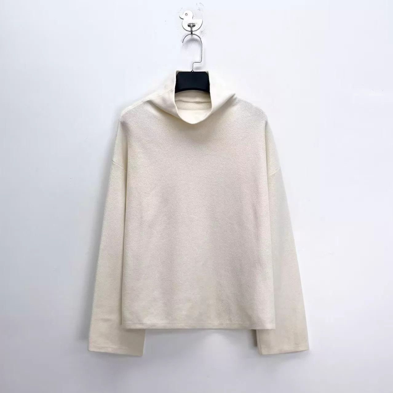 Loro Piana Loro Piana 100% Cashmere Turtleneck 40 Cream White Size S / US 4 / IT 40 - 1 Thumbnail