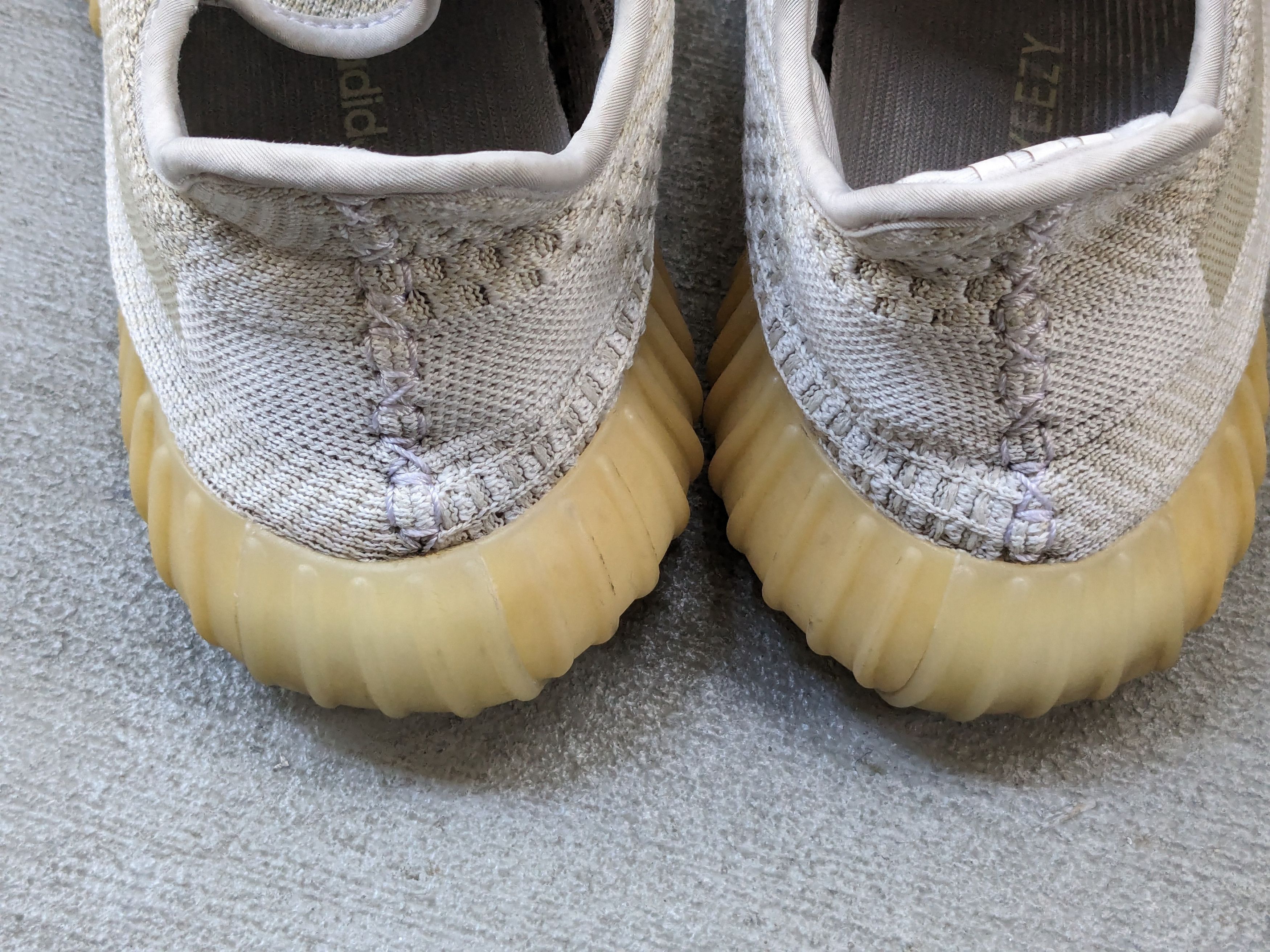Adidas × Kanye West adidas Yeezy Boost 350 V2 Natural 9.5 FZ5246 Gray Kanye West Size US 9.5 / EU 42-43 - 13 Thumbnail