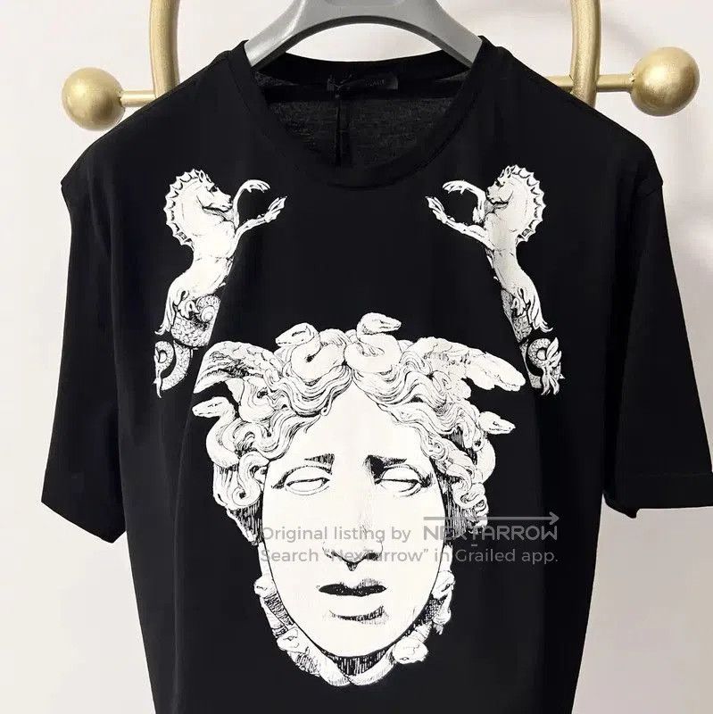 Versace Versace Black Graphic Cotton T-shirt for Men . Size US M / EU 48-50 / 2 - 5 Thumbnail
