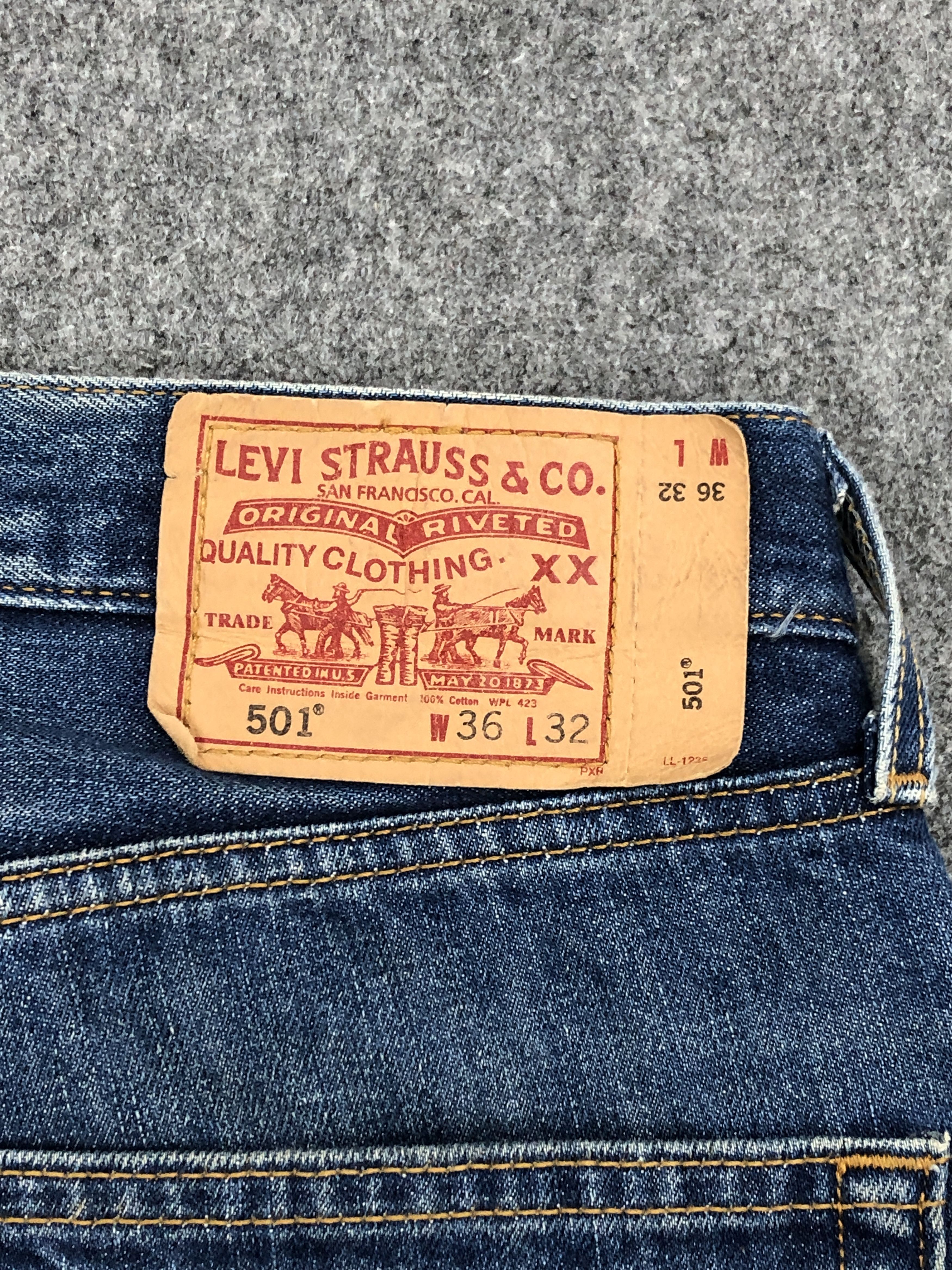 Levi's Vintage Levi's 501 Faded Blue Jeans DP2297 Size US 34 / EU 50 - 5 Thumbnail