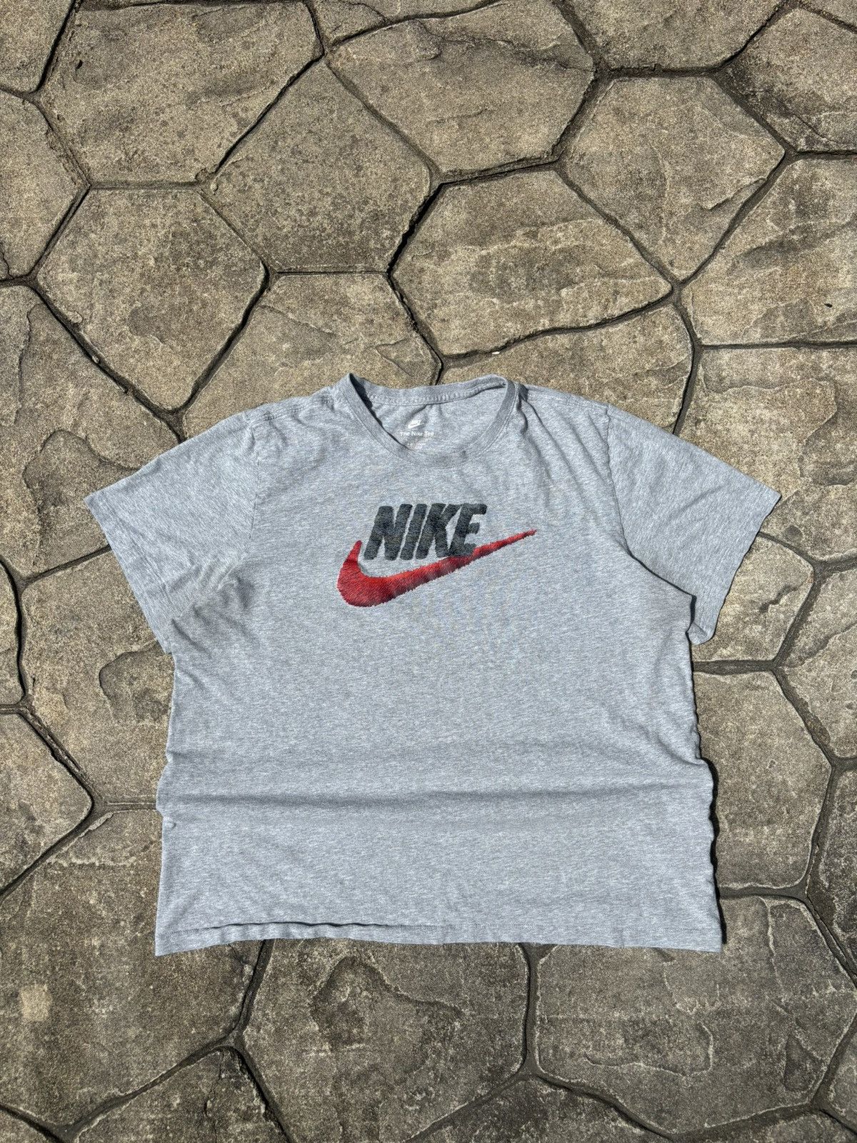 Nike × Vintage Y2K Nike Big Check Spellout Grey Tshirt Size US XL / EU 56 / 4 - 1 Thumbnail